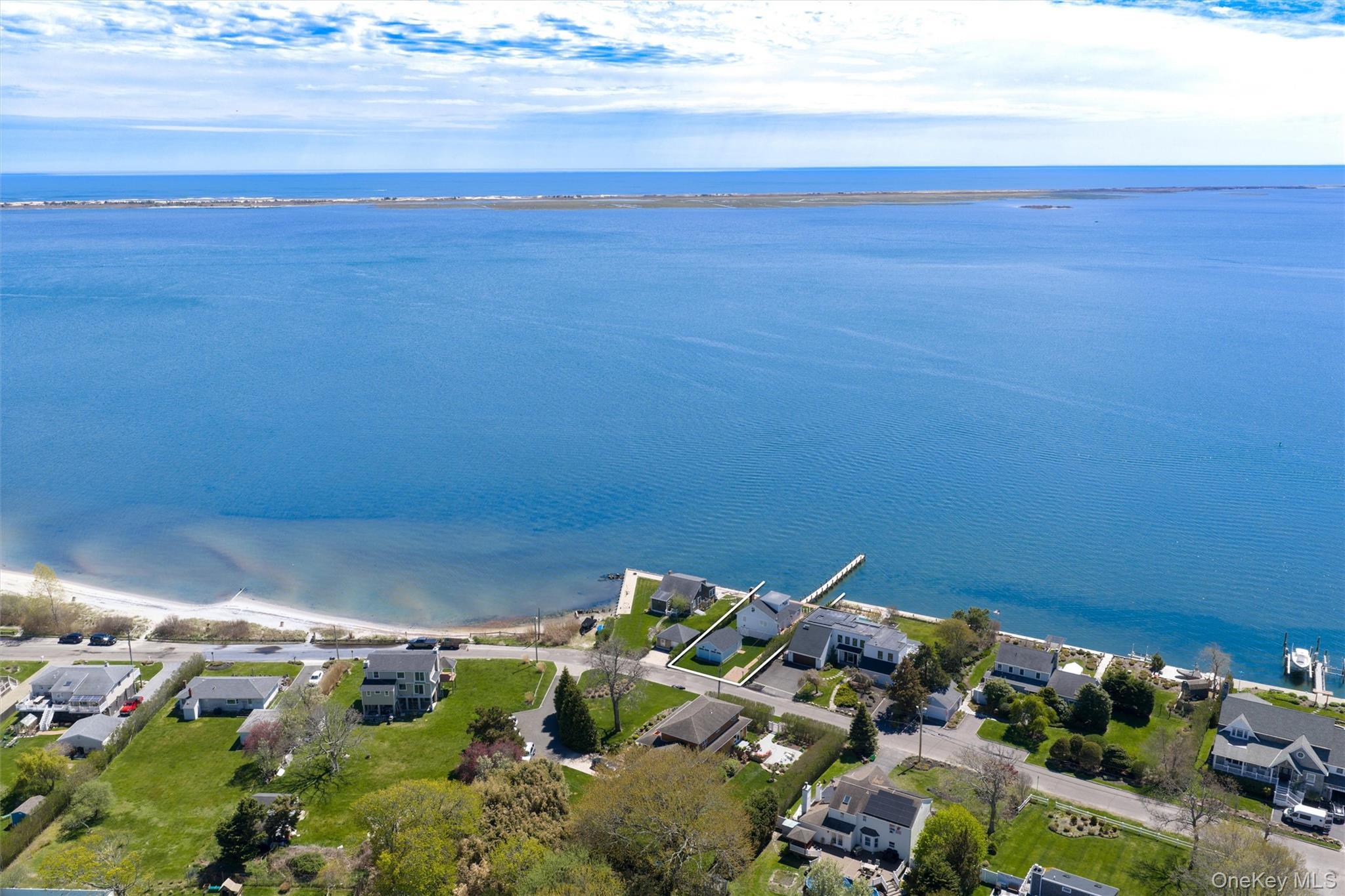 Single Family Laura Lee Drive  Suffolk County, NY 11934, MLS-997785-29