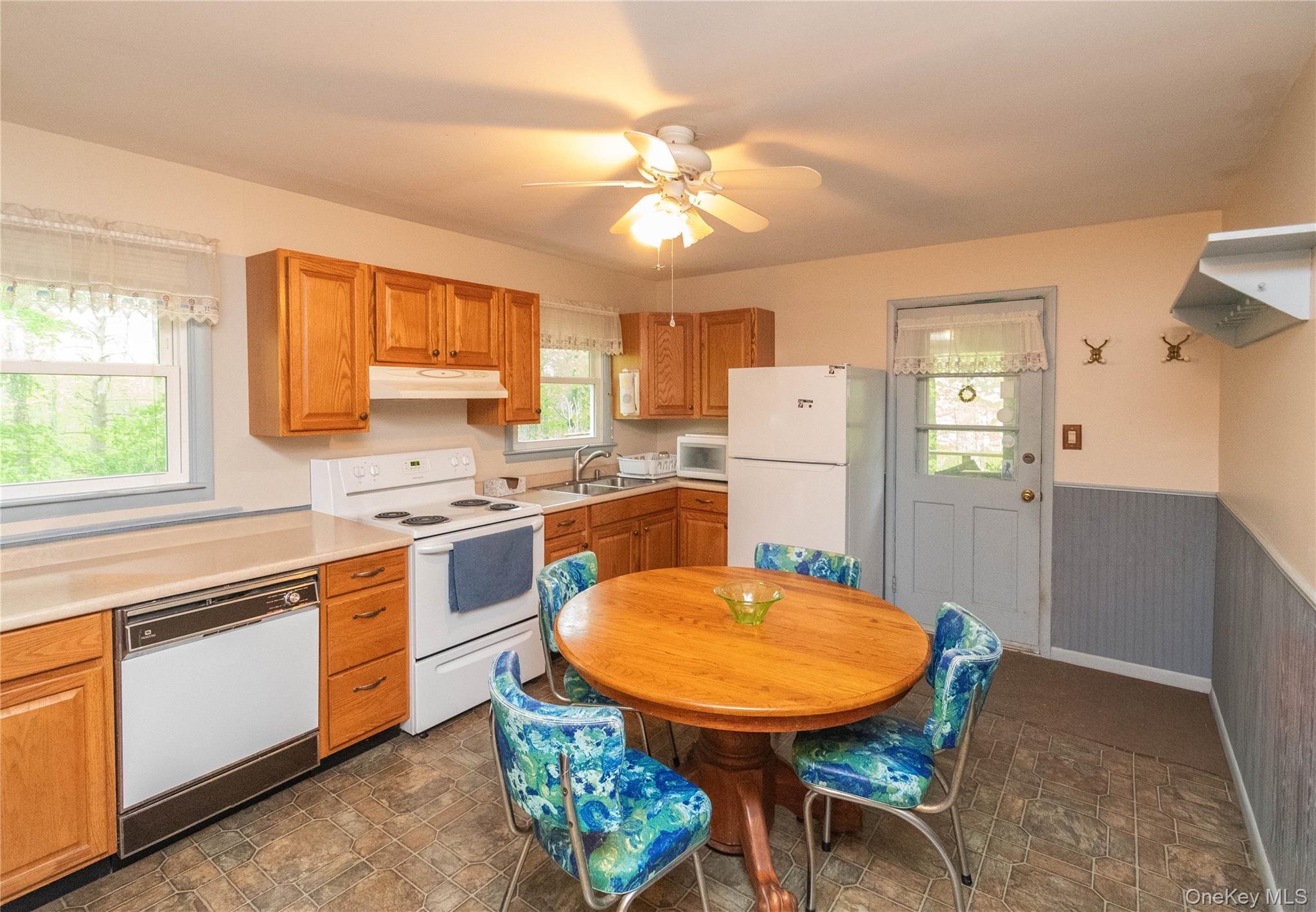 Single Family Dosen Orange County, NY 10940, MLS-997791-10