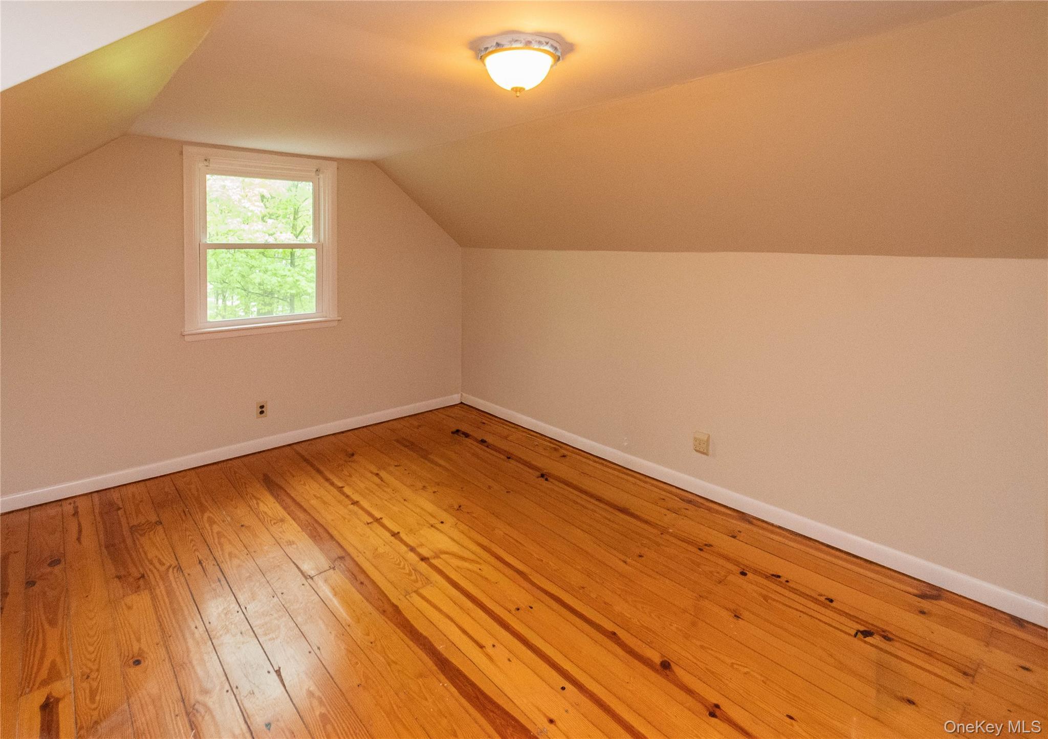 Single Family Dosen Orange County, NY 10940, MLS-997791-18