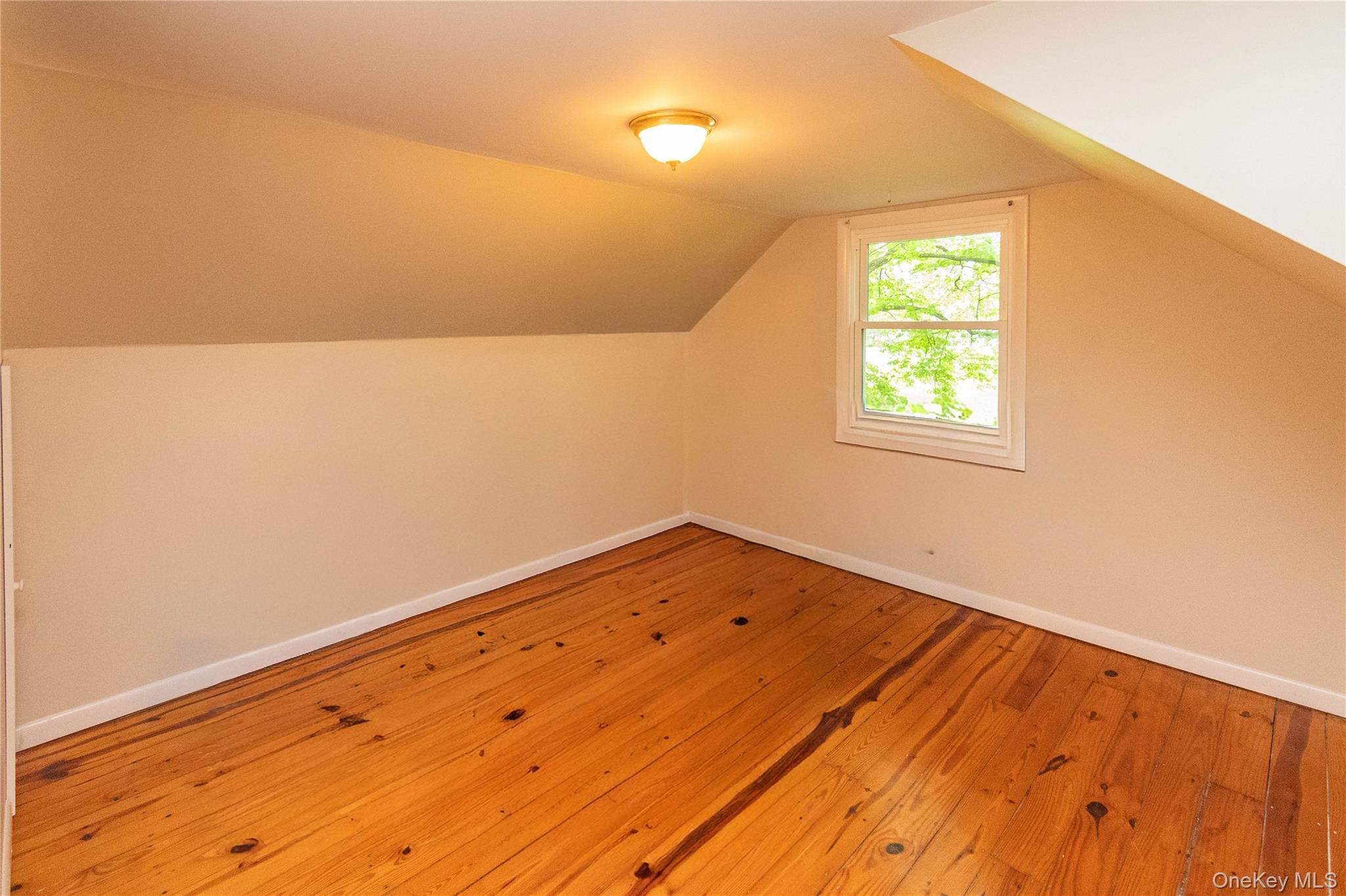 Single Family Dosen Orange County, NY 10940, MLS-997791-20