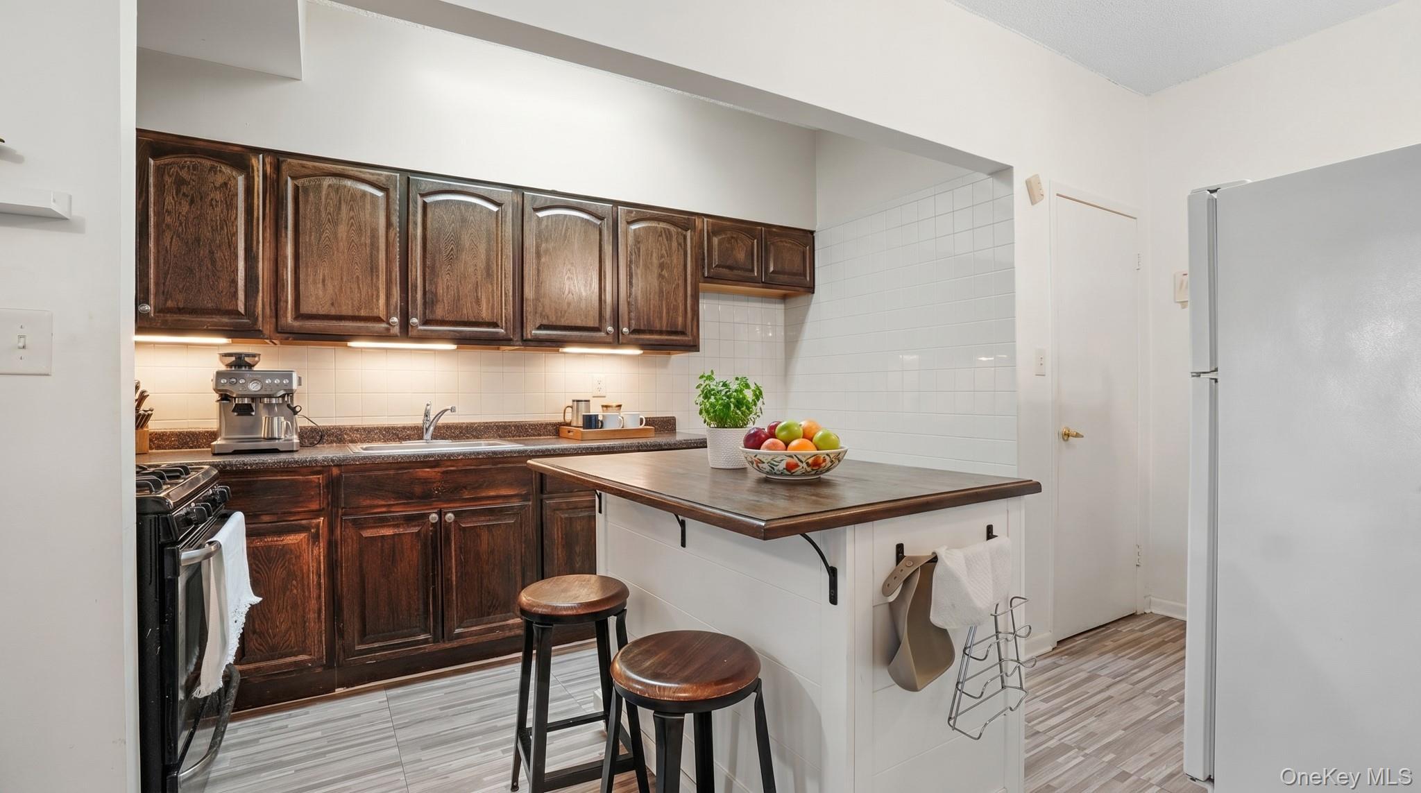 Single Family Woodycrest  Bronx, NY 10452, MLS-997805-18
