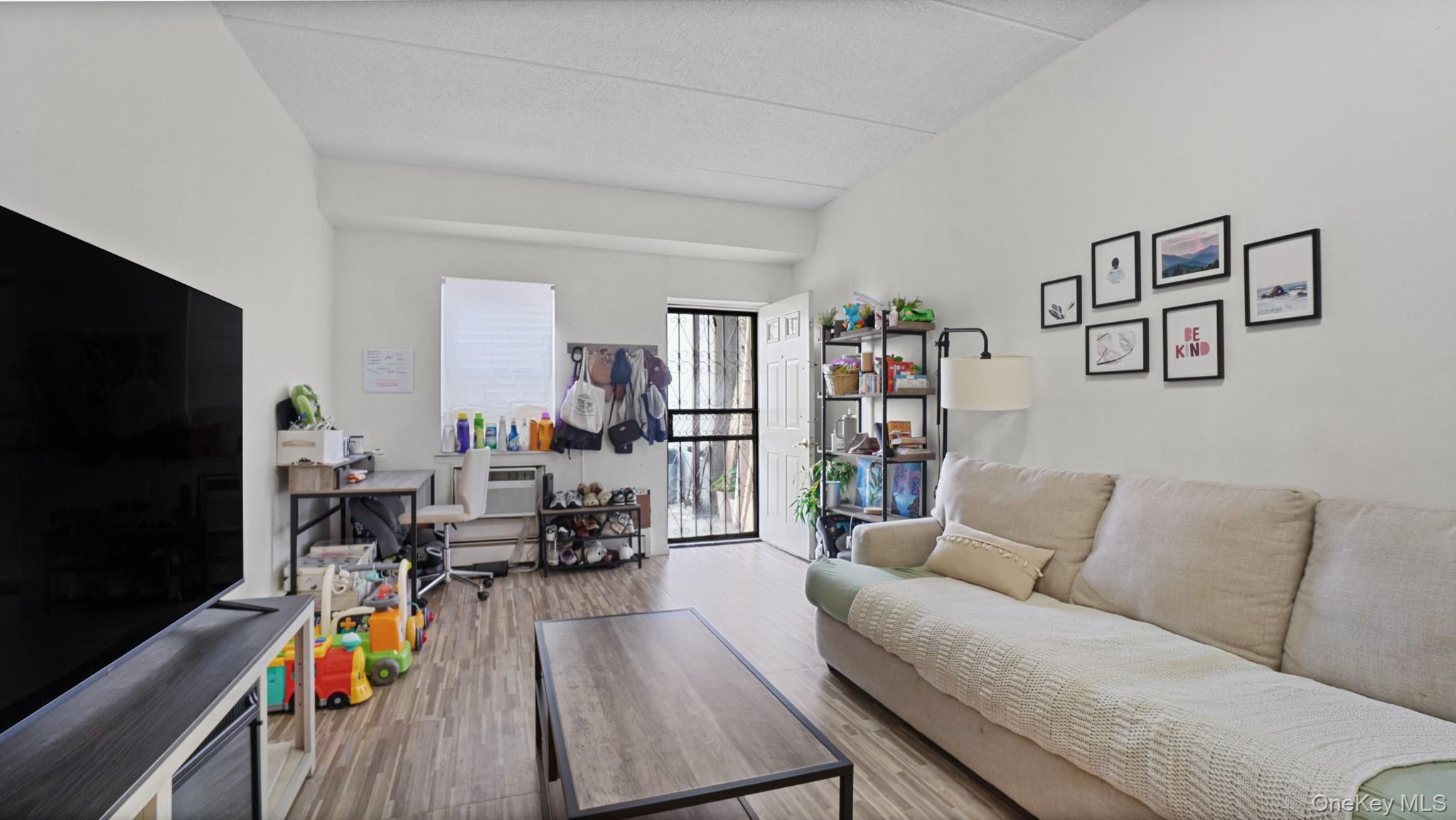 Single Family Woodycrest  Bronx, NY 10452, MLS-997805-22