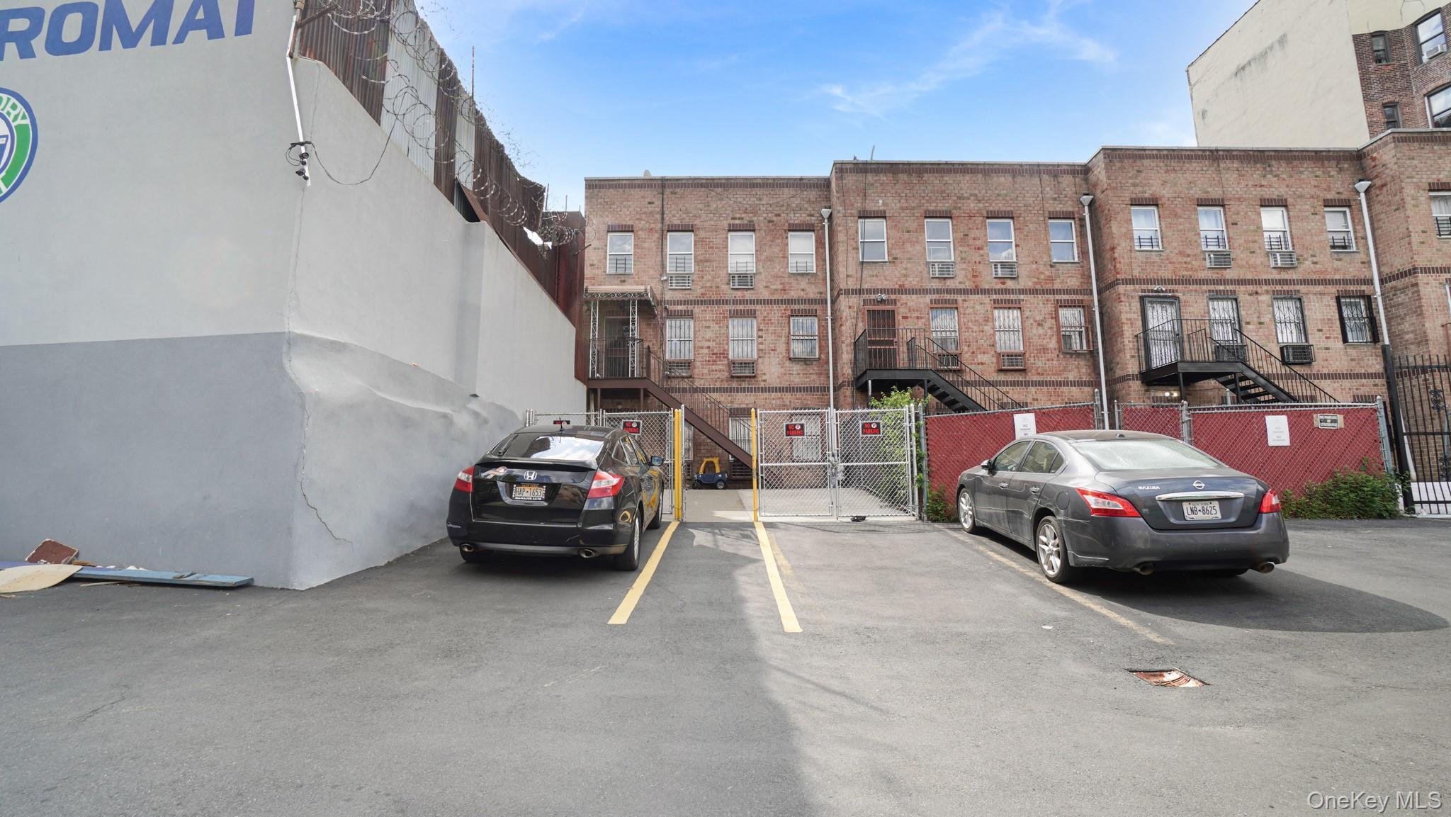 Single Family Woodycrest  Bronx, NY 10452, MLS-997805-23