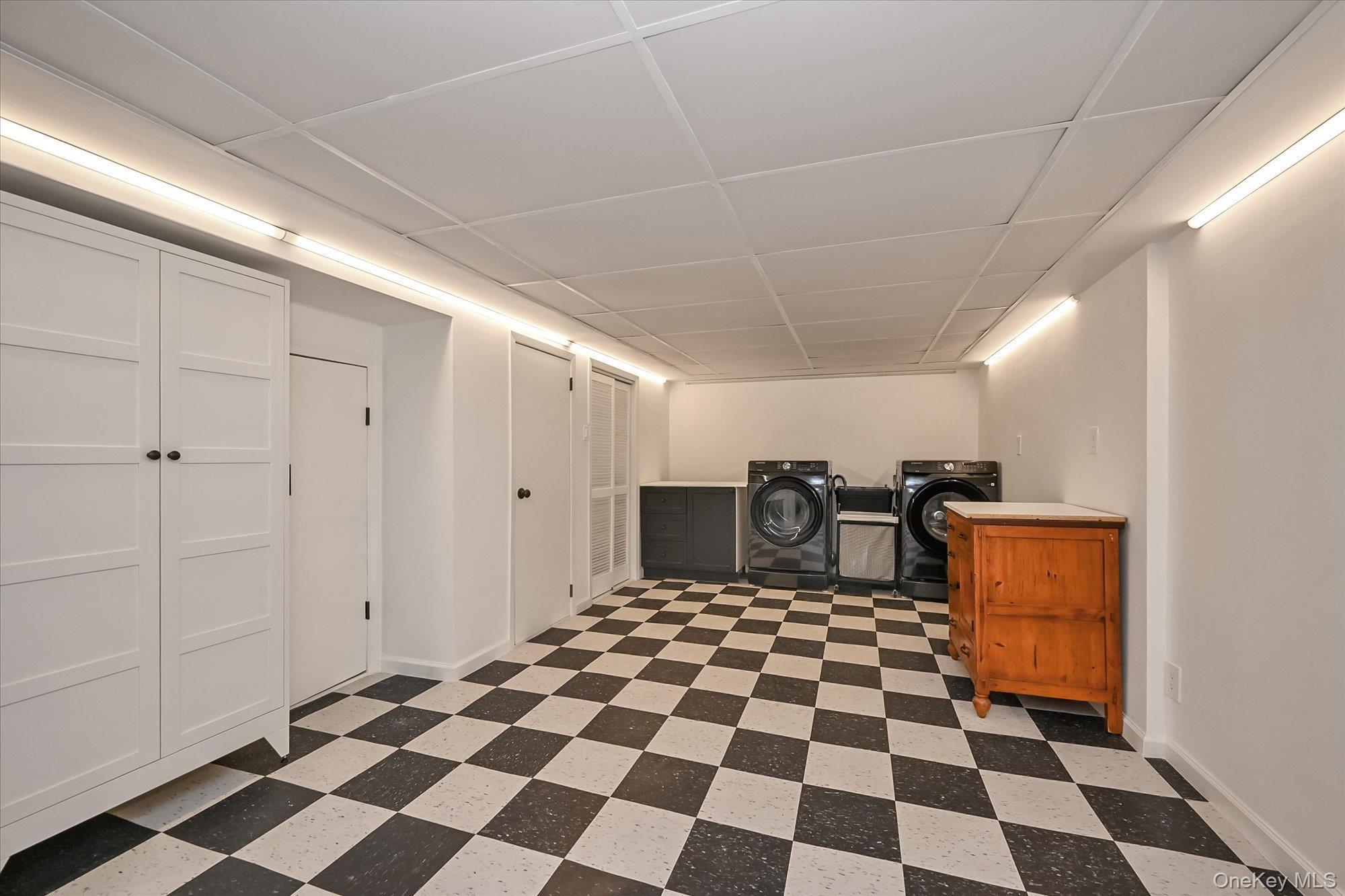 Single Family Powells Cove  Queens, NY 11357, MLS-997825-13