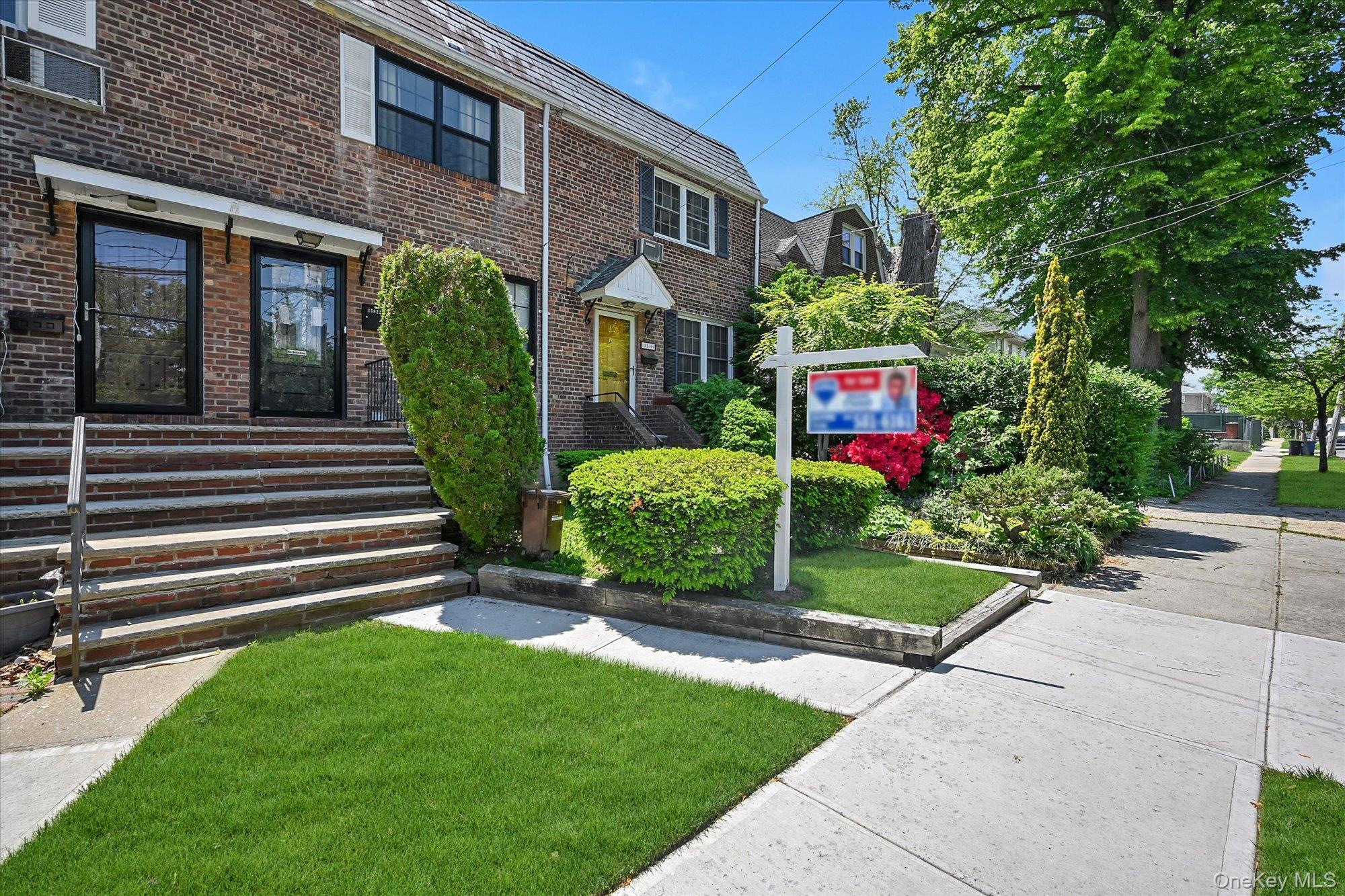 Single Family Powells Cove  Queens, NY 11357, MLS-997825-2