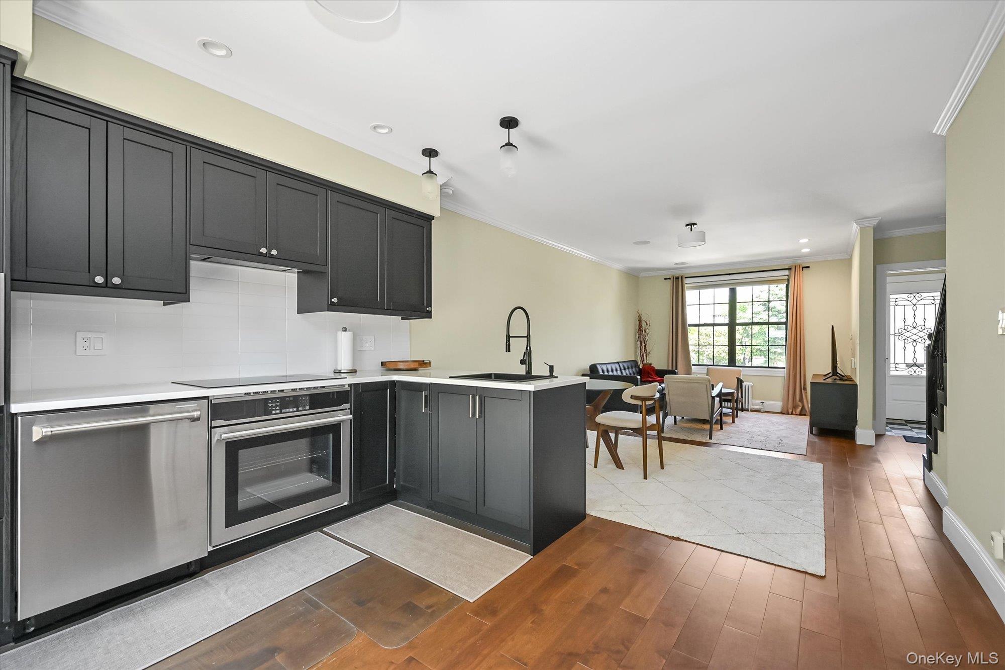Single Family Powells Cove  Queens, NY 11357, MLS-997825-5