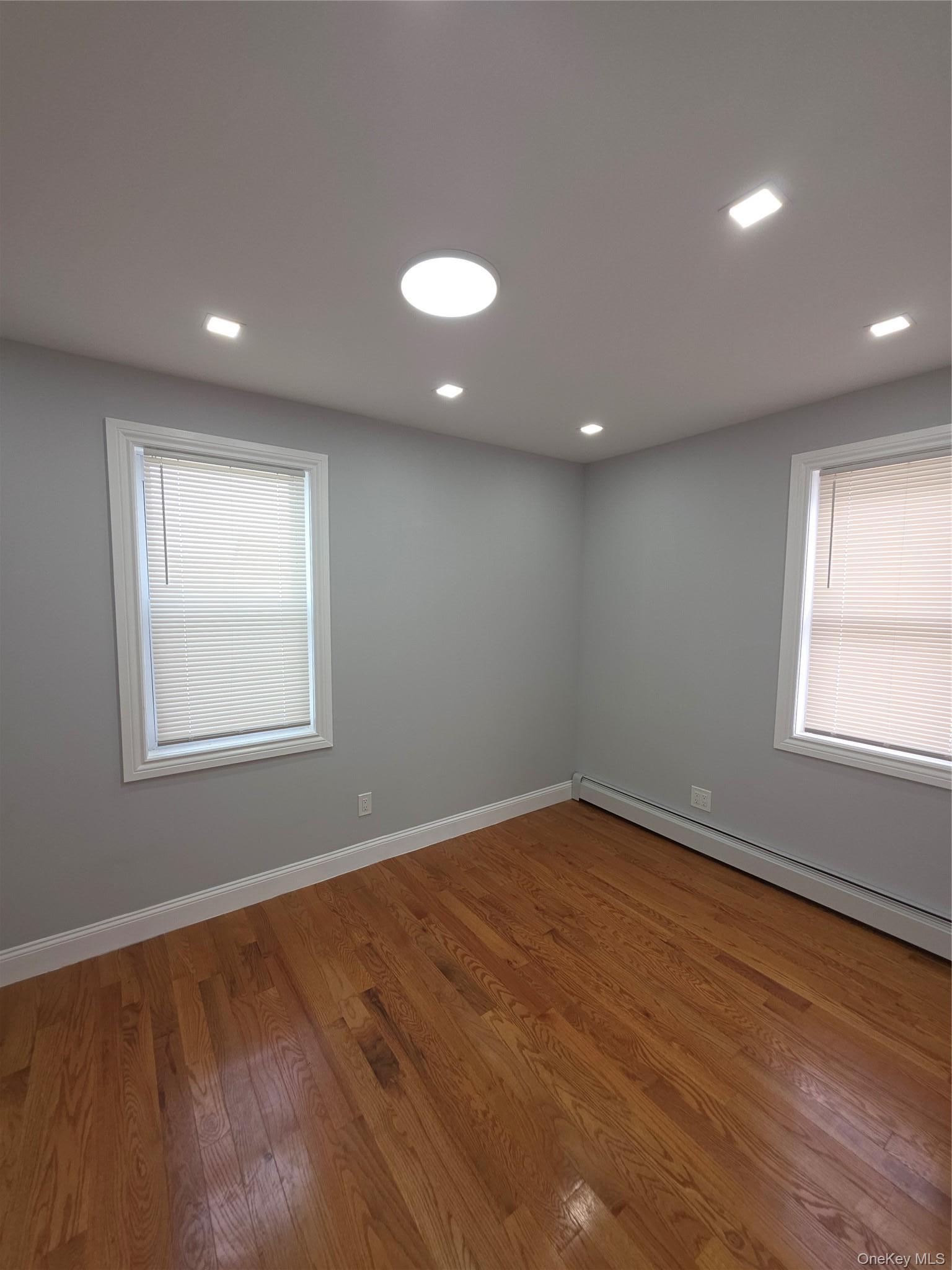 Single Family 202nd Queens, NY 11412, MLS-997838-12