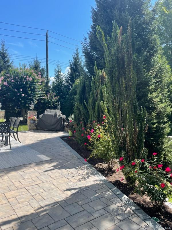 Single Family Lynns Way Westchester County, NY 10805, MLS-997891-18