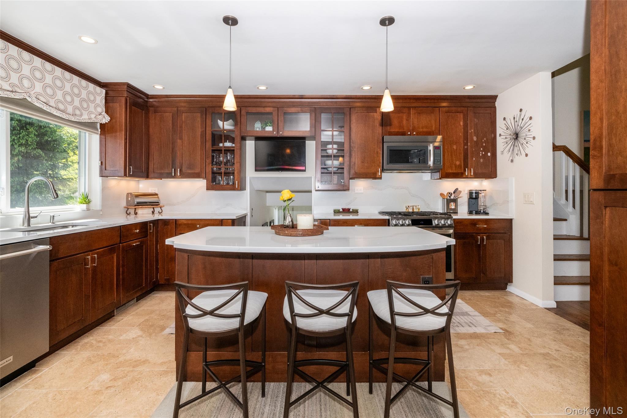 Single Family Lynns Way Westchester County, NY 10805, MLS-997891-3