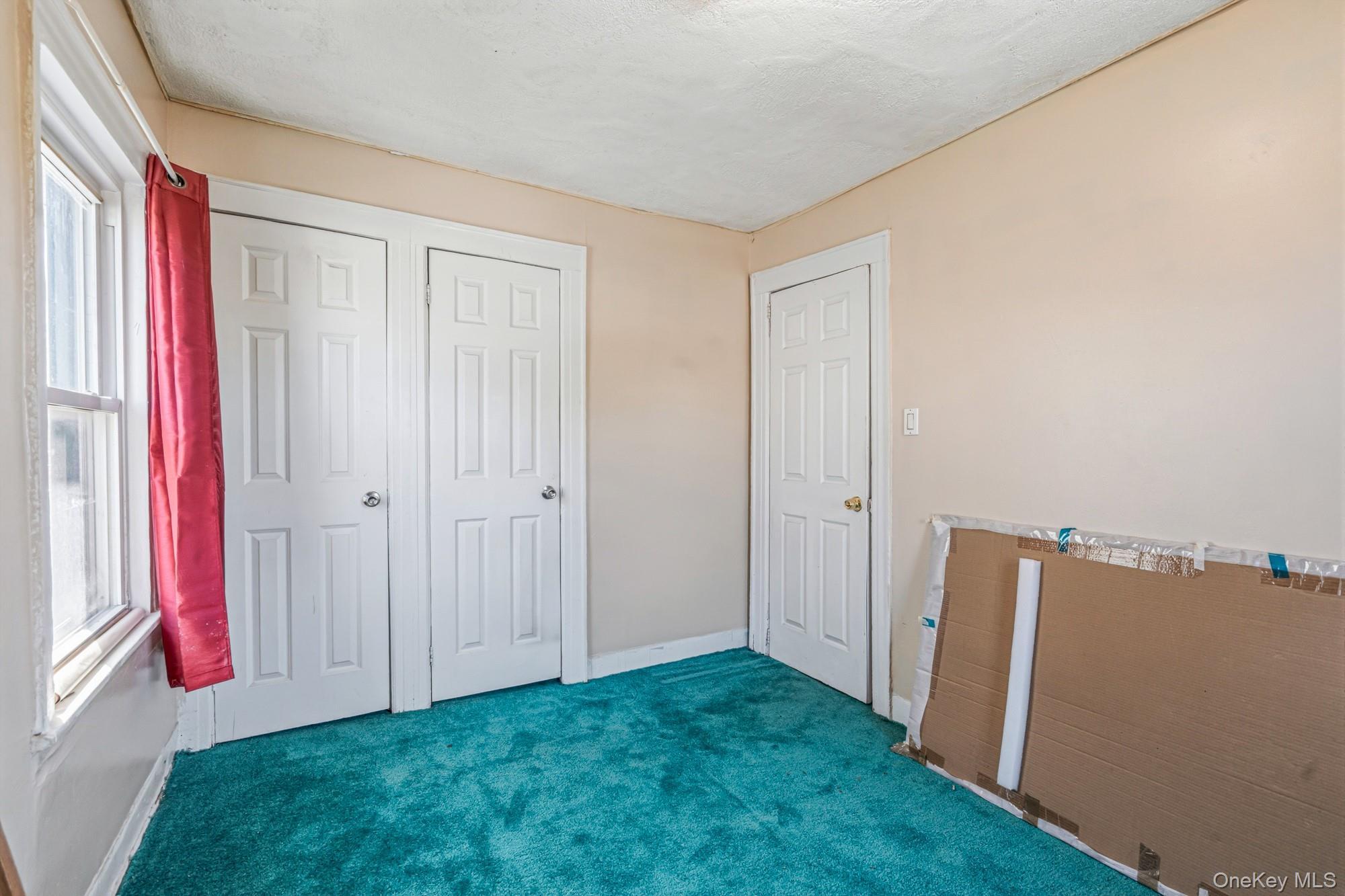 Single Family Nashville Queens, NY 11413, MLS-997909-18