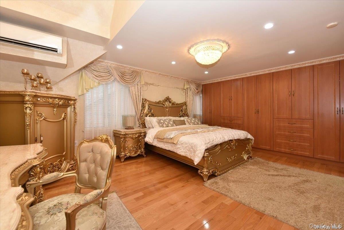 Single Family Edgerton Boulevard  Queens, NY 11432, MLS-997916-18