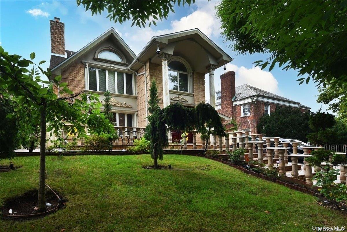 Single Family Edgerton Boulevard  Queens, NY 11432, MLS-997916-2