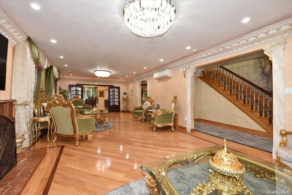 Single Family Edgerton Boulevard  Queens, NY 11432, MLS-997916-6