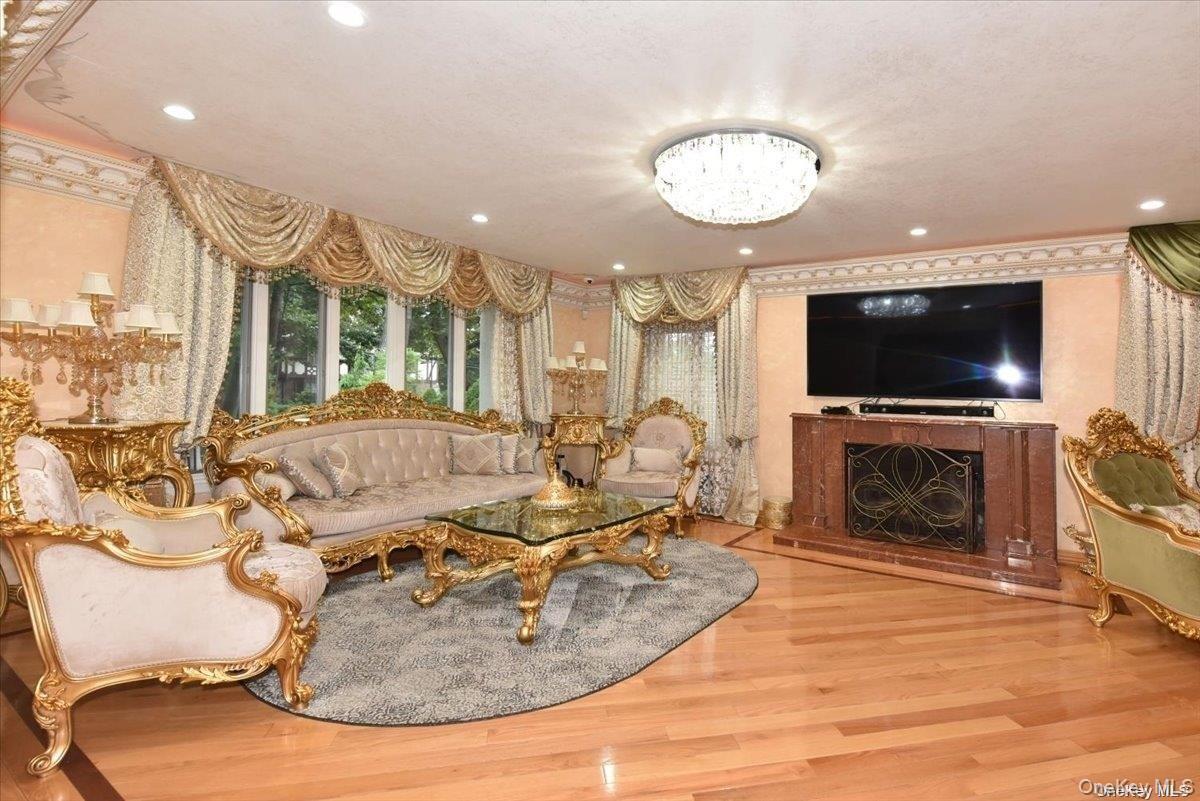 Single Family Edgerton Boulevard  Queens, NY 11432, MLS-997916-8