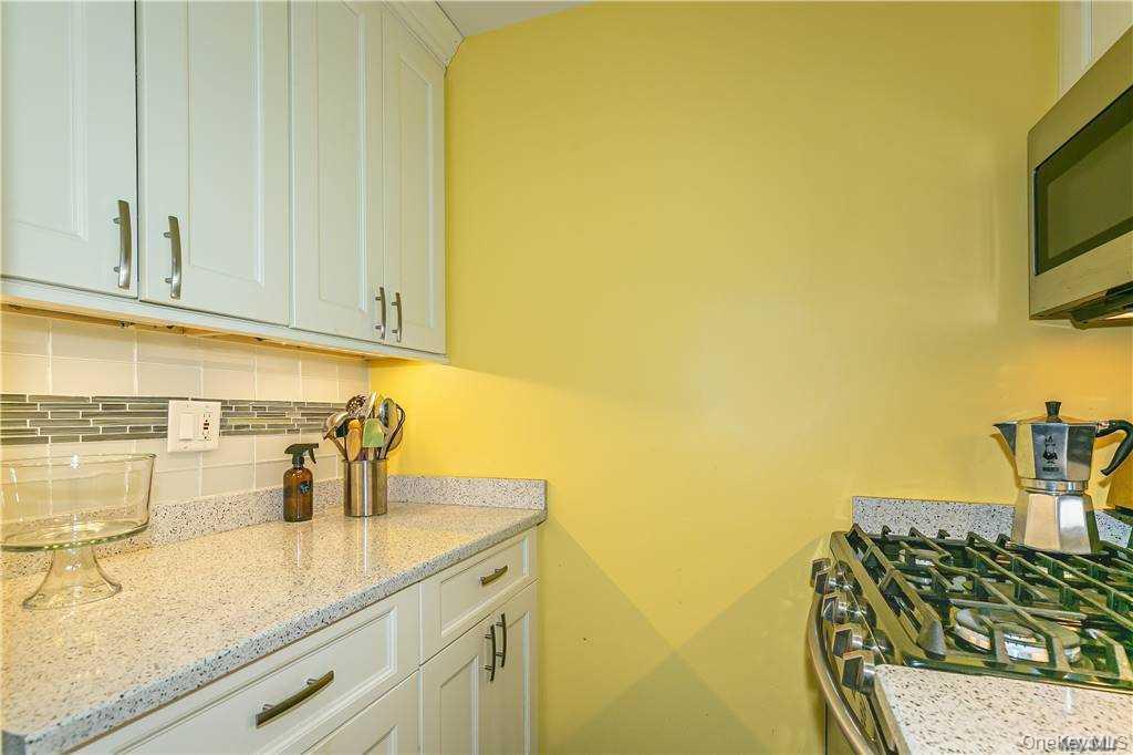 Apartment 83 Ave Queens, NY 11415, MLS-997919-14