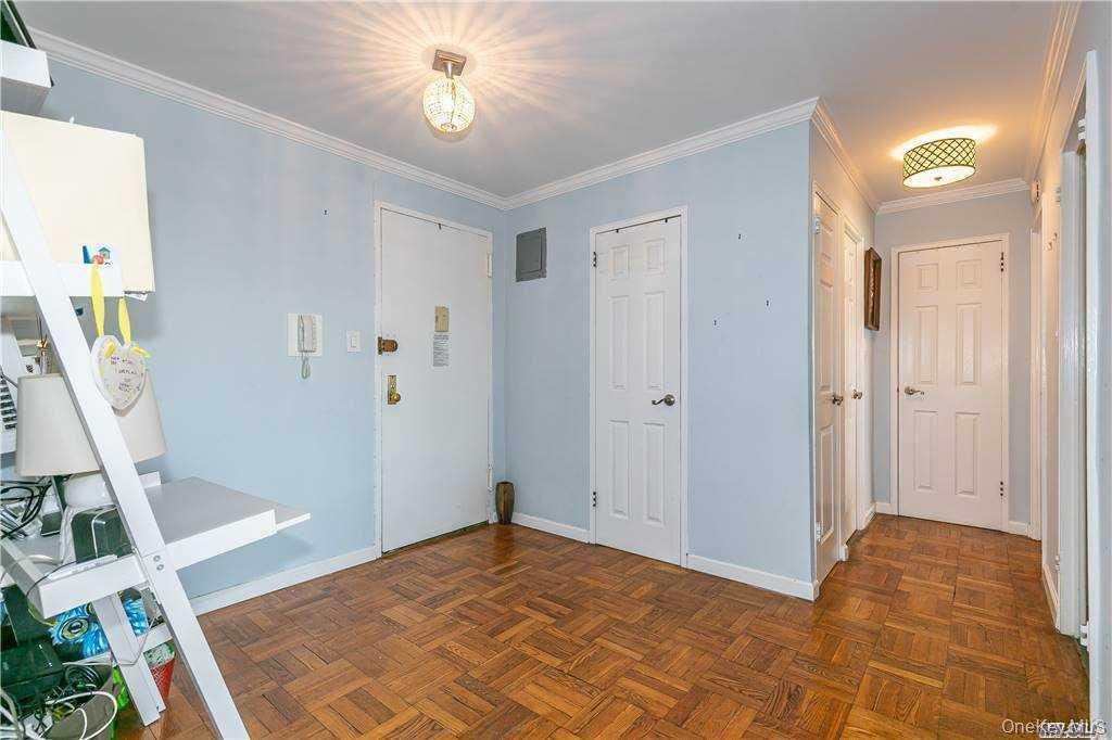 Apartment 83 Ave Queens, NY 11415, MLS-997919-7