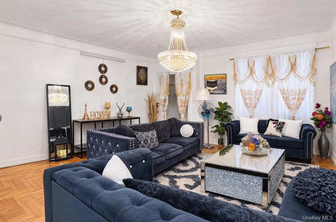 Single Family Wheeler  Bronx, NY 10472, MLS-997920-2
