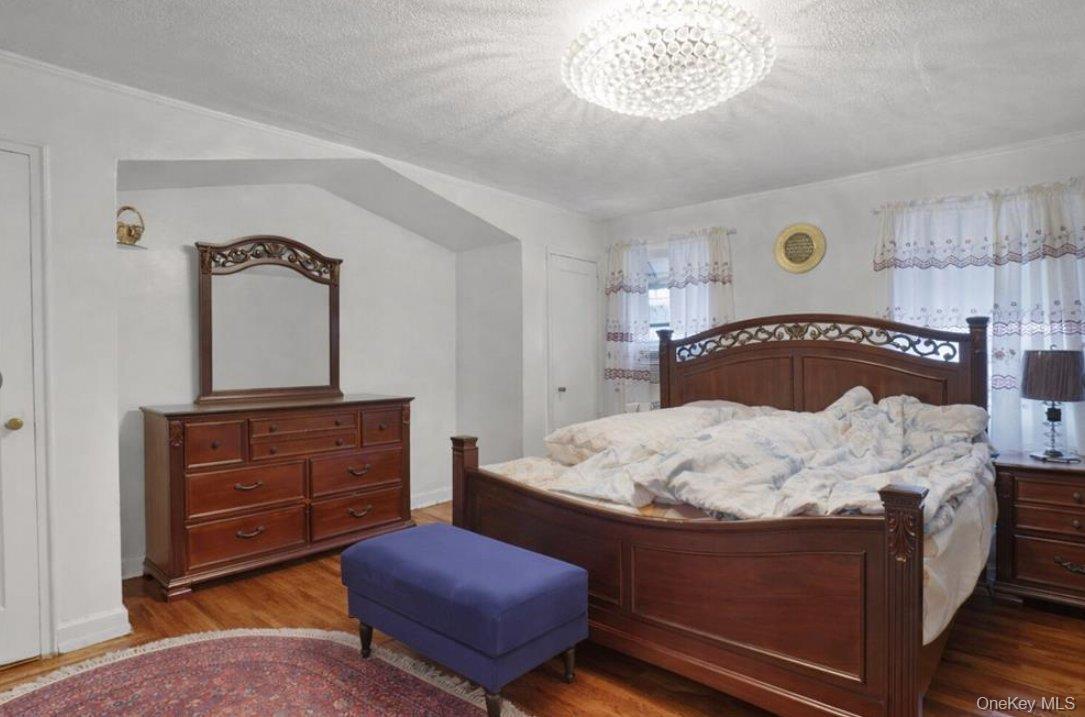 Single Family Wheeler  Bronx, NY 10472, MLS-997920-7