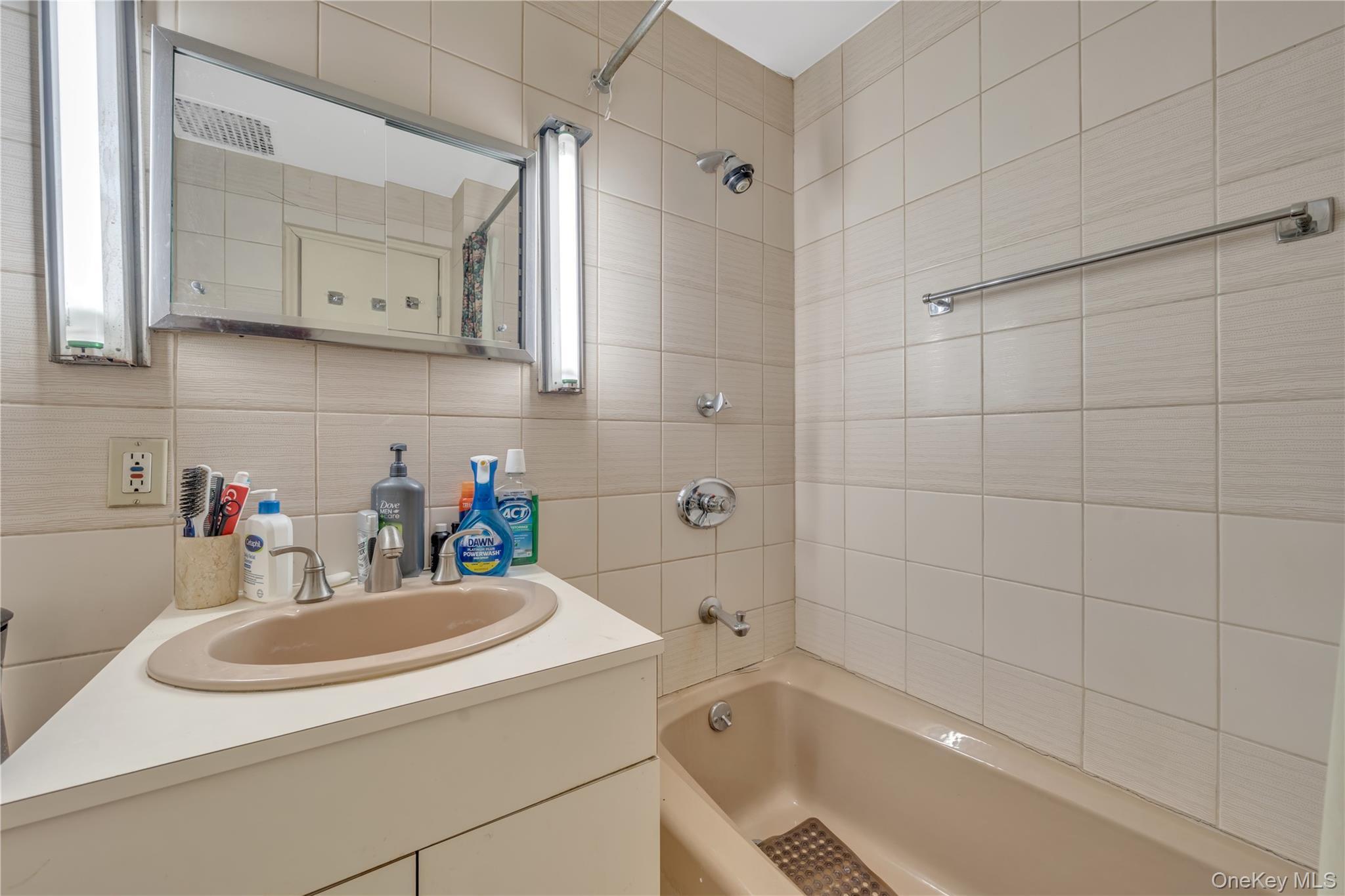 Coop W 23rd Street  Manhattan, NY 10011, MLS-997940-12