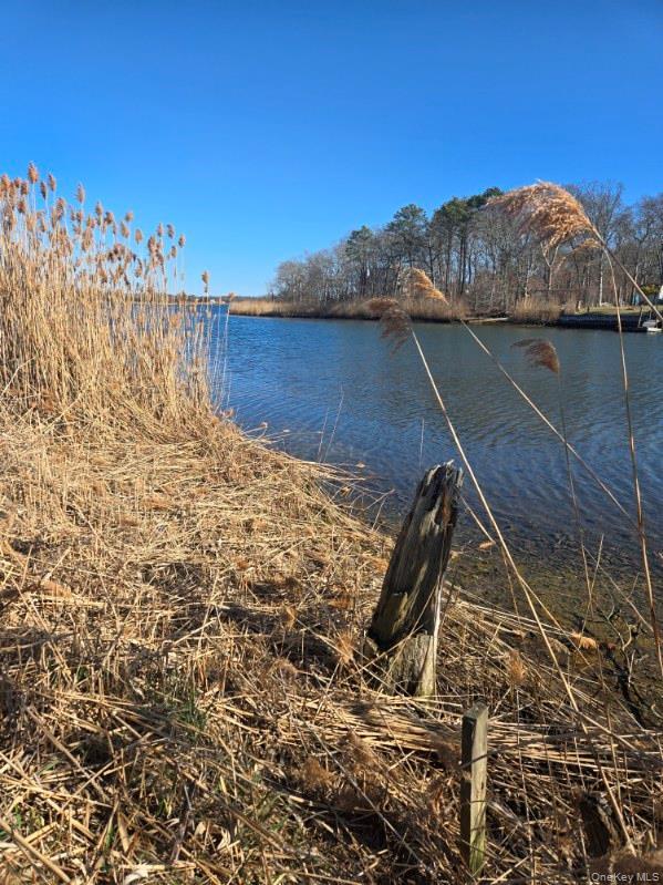 Single Family Riviera Drive Suffolk County, NY 11950, MLS-997966-20