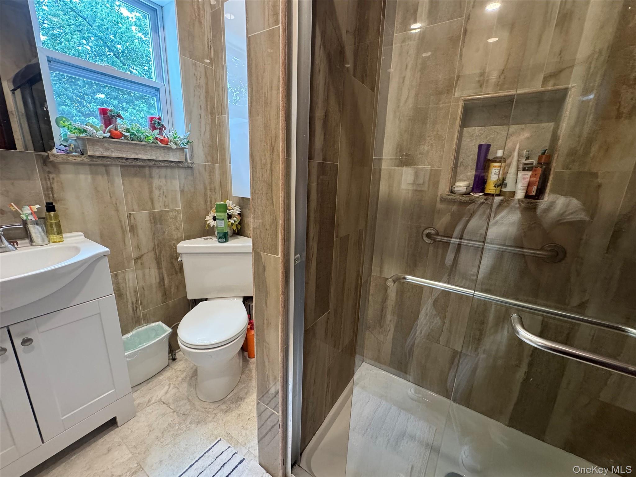 Single Family 88th Road Queens, NY 11421, MLS-997998-10