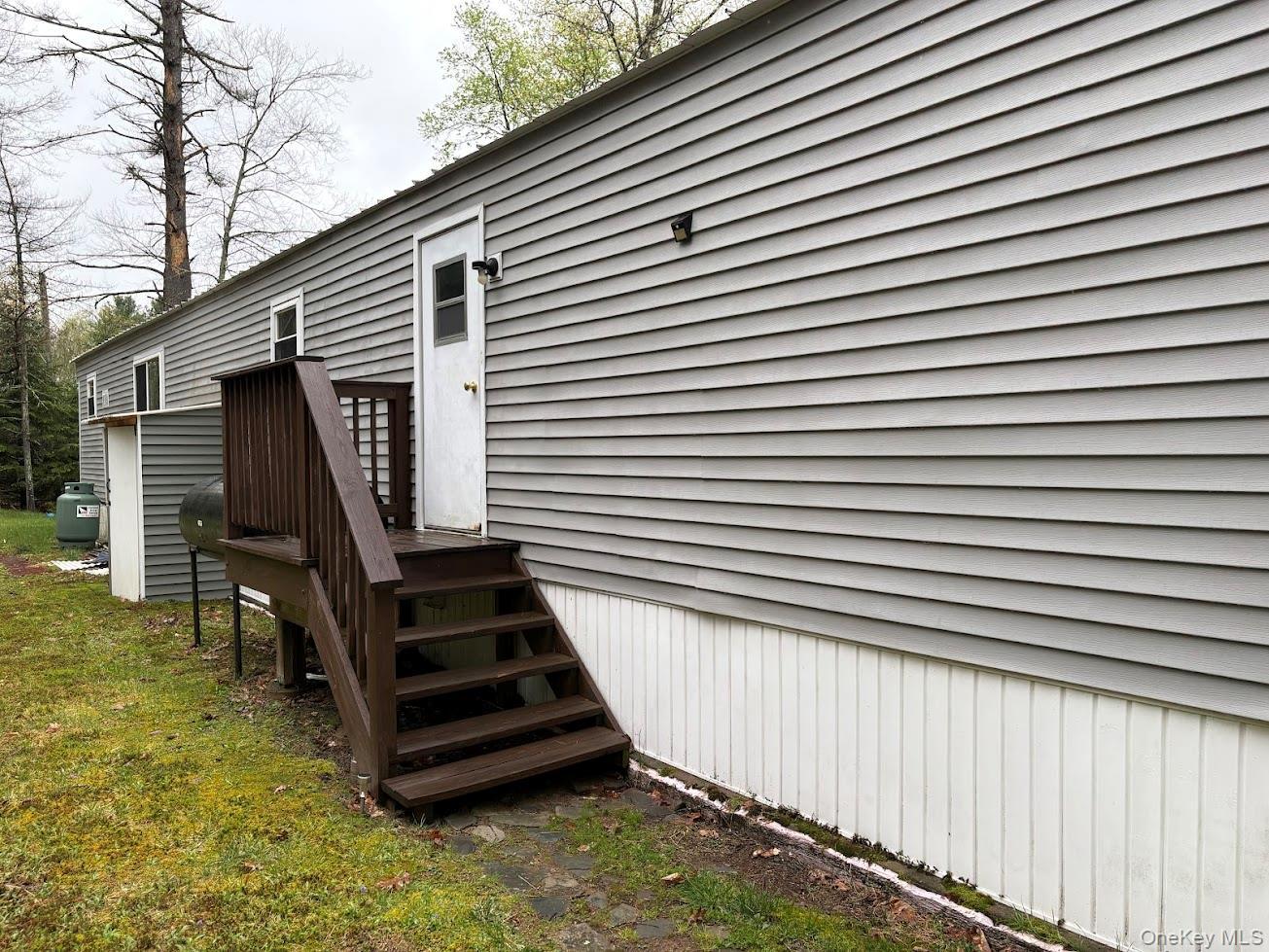 Single Family Hartung Sullivan County, NY 12743, MLS-998011-2