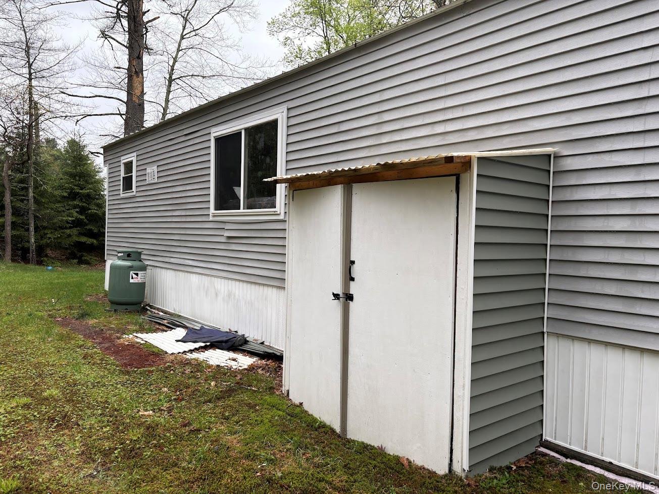 Single Family Hartung Sullivan County, NY 12743, MLS-998011-4