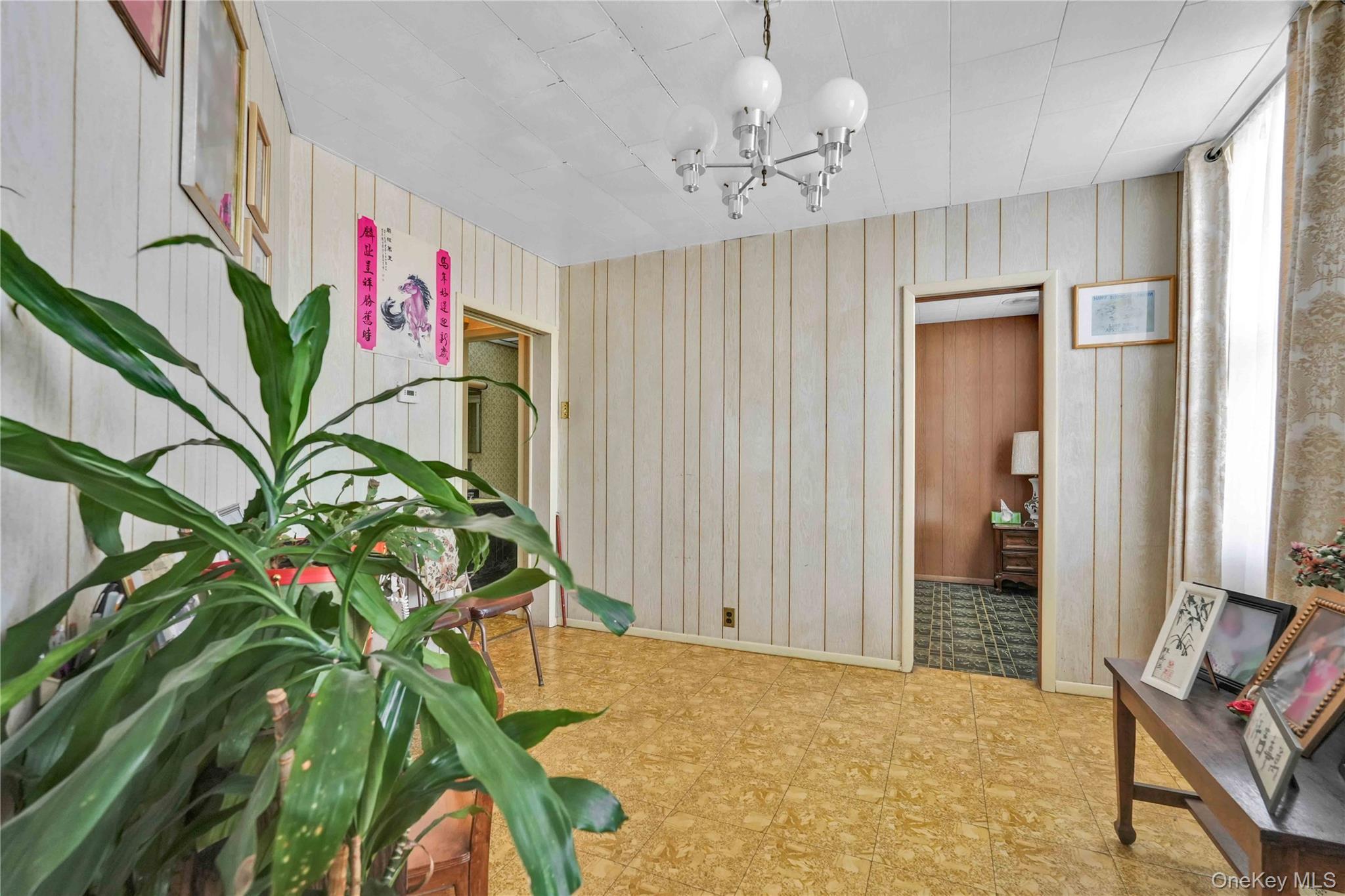 Single Family Newtown Queens, NY 11103, MLS-998030-16