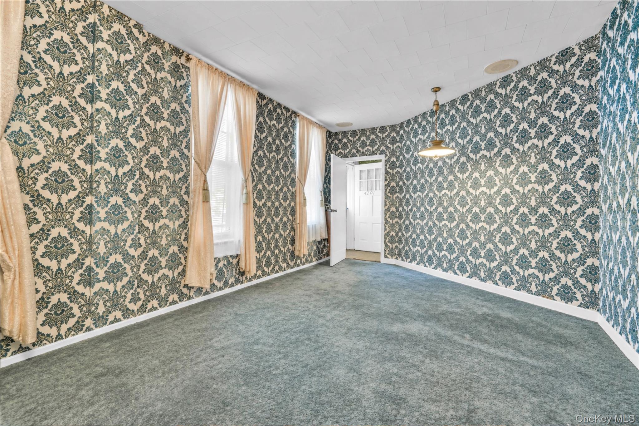 Single Family Newtown Queens, NY 11103, MLS-998030-6