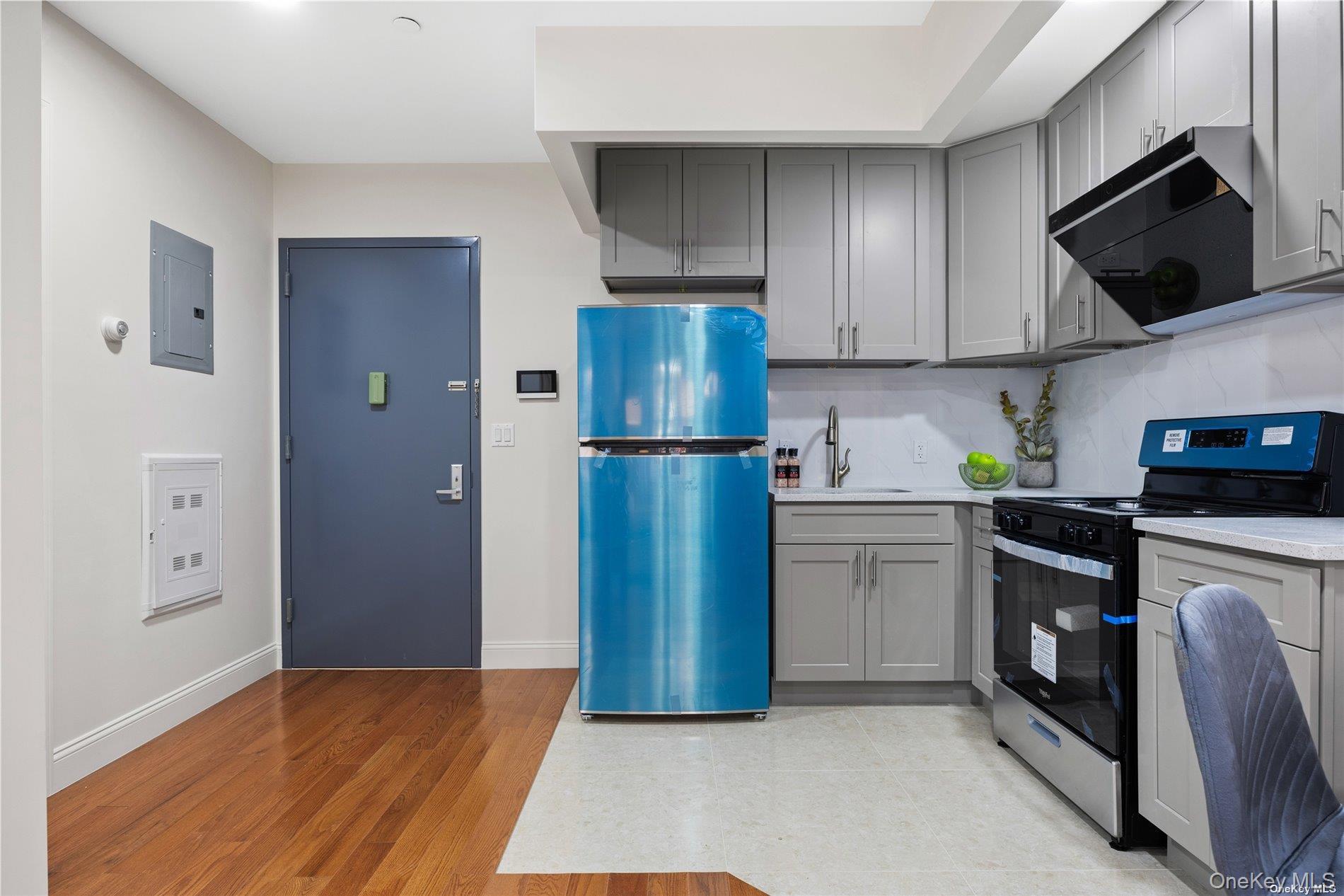 Condo Cherry  Queens, NY 11355, MLS-998057-26