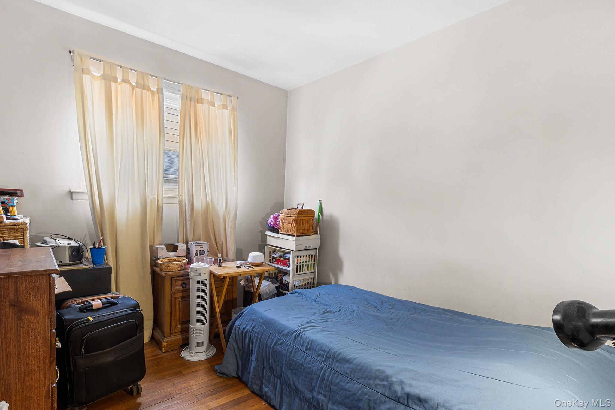 Single Family Long Queens, NY 11434, MLS-998085-6