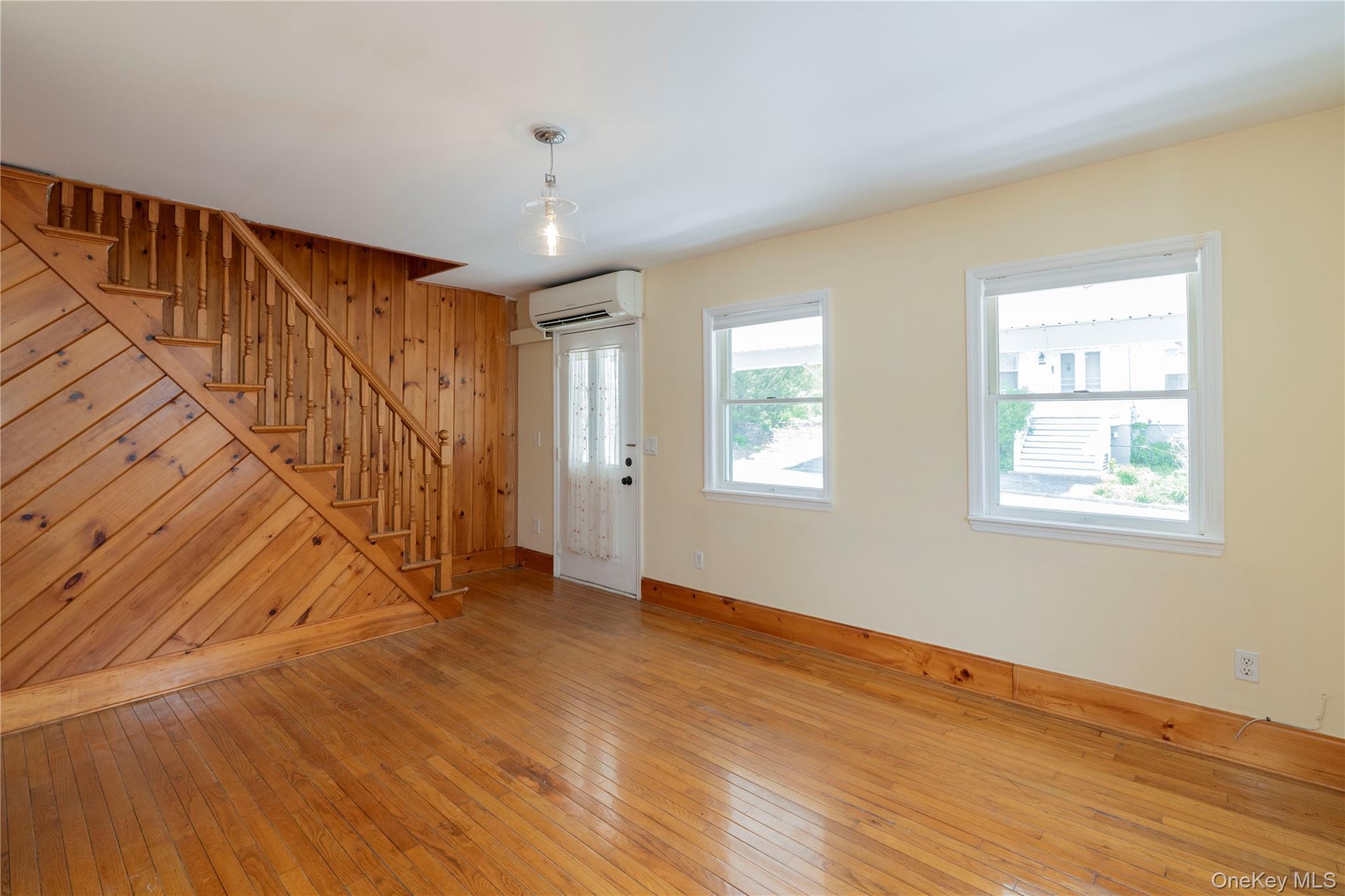 Single Family Charles  Dutchess County, NY 12574, MLS-998103-30
