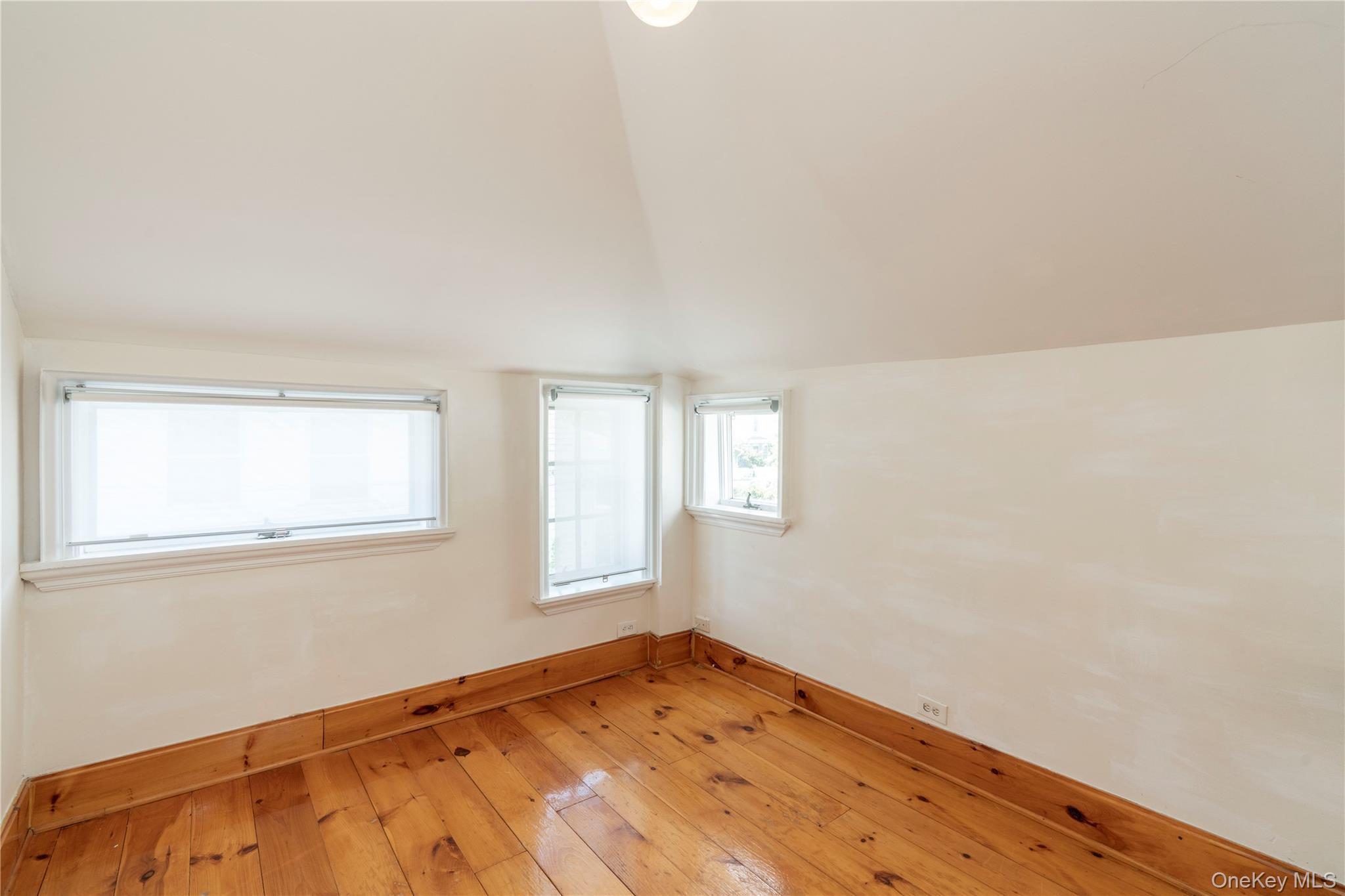 Single Family Charles  Dutchess County, NY 12574, MLS-998103-43