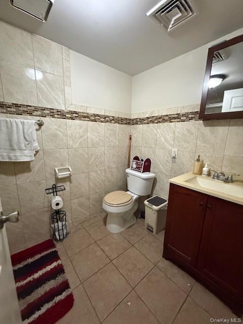 Single Family Tiebout Avenue Bronx, NY 10458, MLS-998131-15
