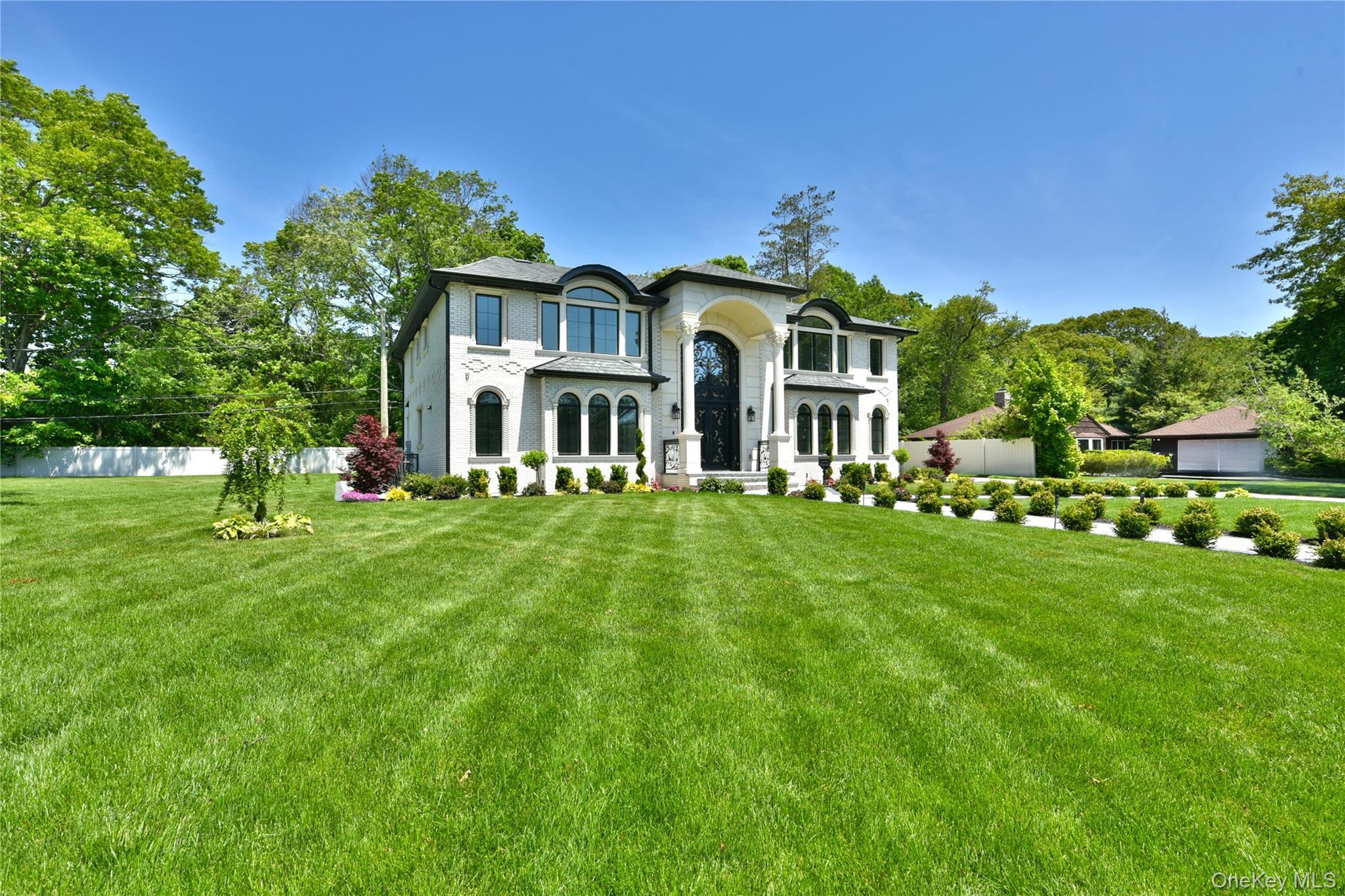 Single Family Parkway Drive  Nassau County, NY 11577, MLS-998133-3