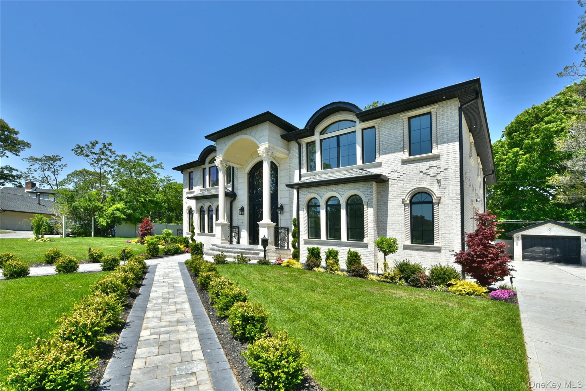 Single Family Parkway Drive  Nassau County, NY 11577, MLS-998133-4