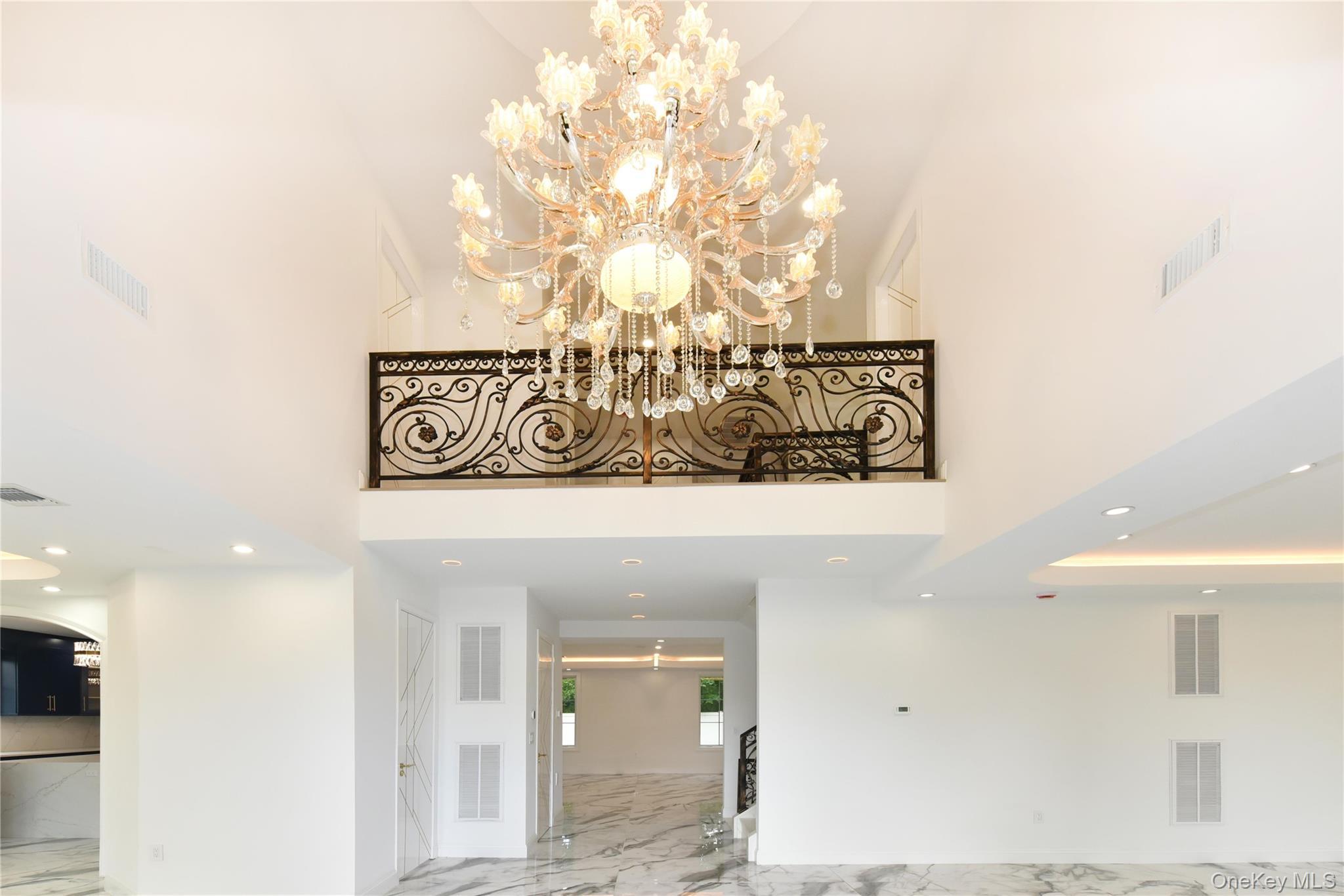Single Family Parkway Drive  Nassau County, NY 11577, MLS-998133-6
