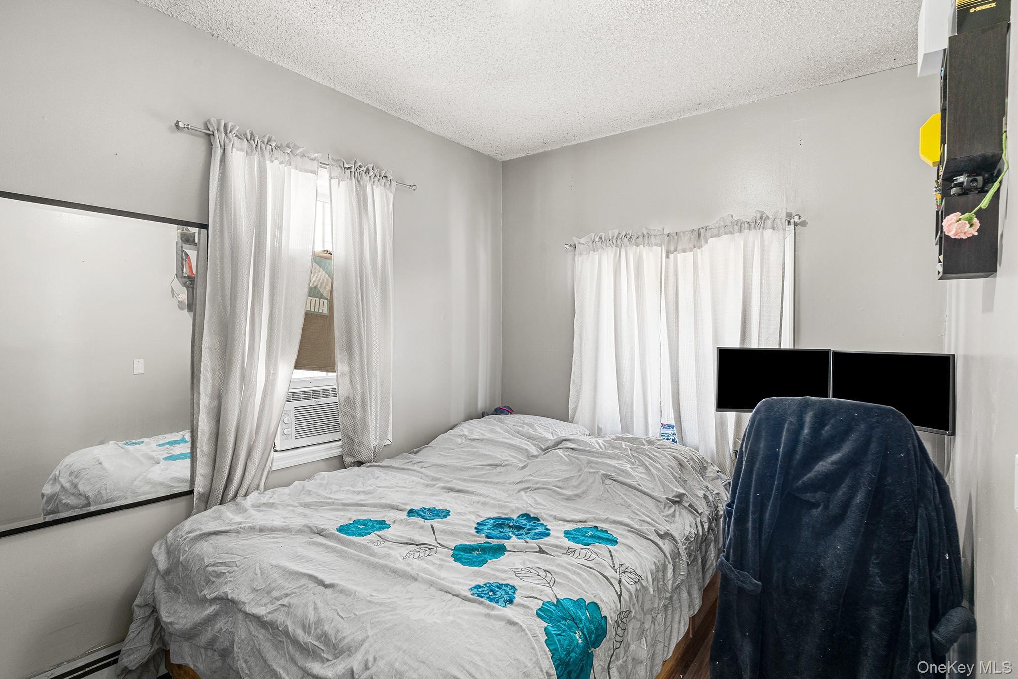 Single Family Beach 46th Queens, NY 11691, MLS-998146-4