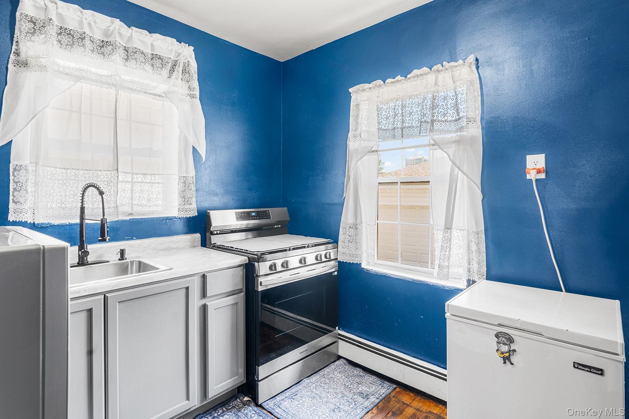 Single Family Beach 46th Queens, NY 11691, MLS-998146-8