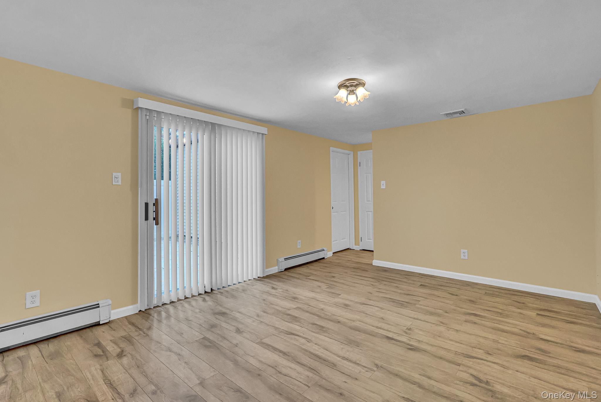 Single Family College Hills Drive Suffolk County, NY 11738, MLS-998151-11