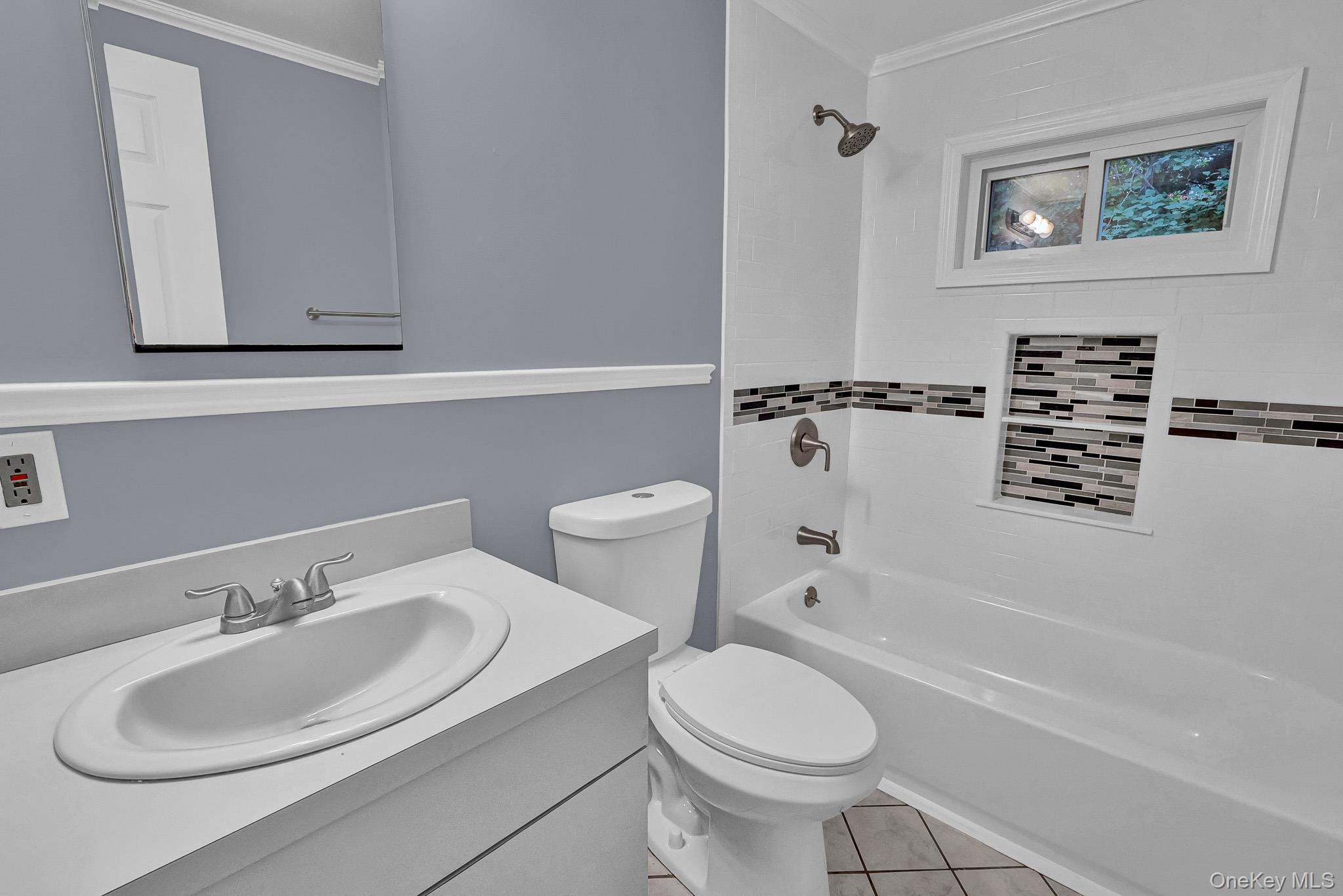 Single Family College Hills Drive Suffolk County, NY 11738, MLS-998151-13