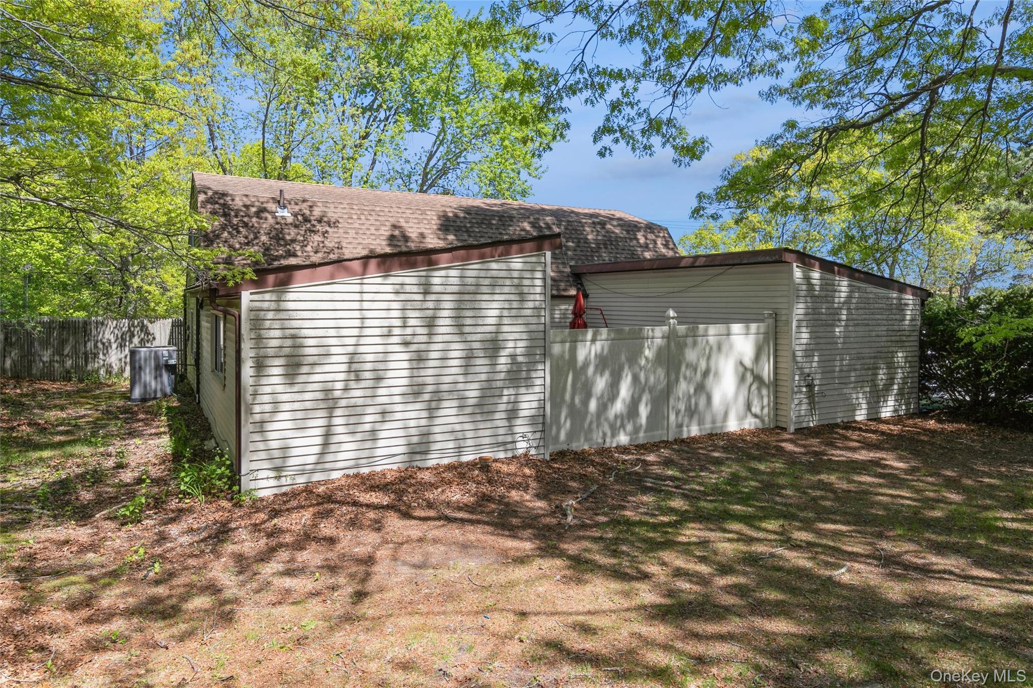 Single Family College Hills Drive Suffolk County, NY 11738, MLS-998151-21