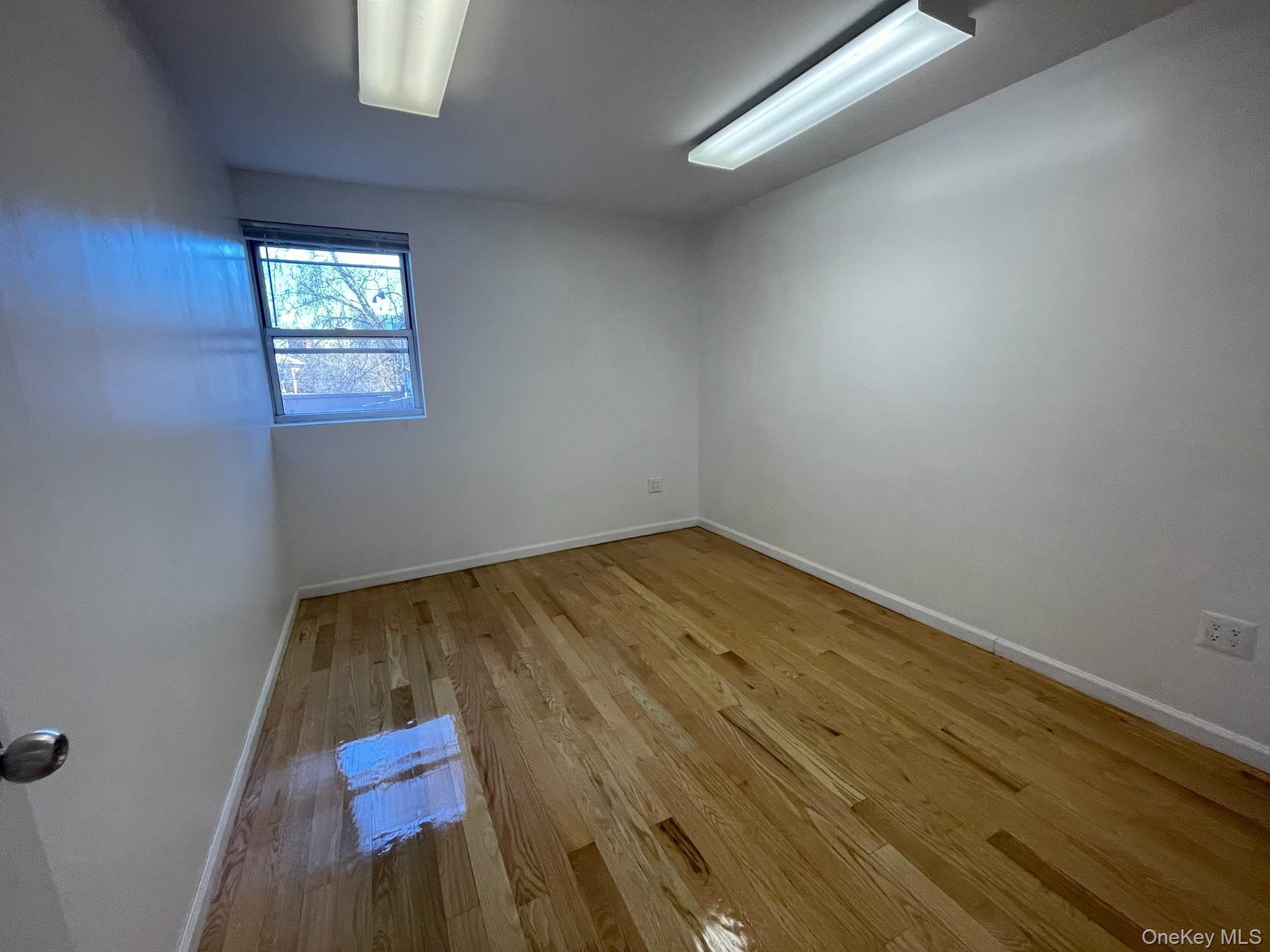 Commercial Lease 149  Queens, NY 11355, MLS-998152-4