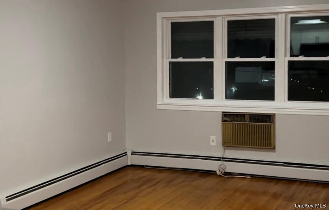 Single Family Gunther  Bronx, NY 10469, MLS-998159-12