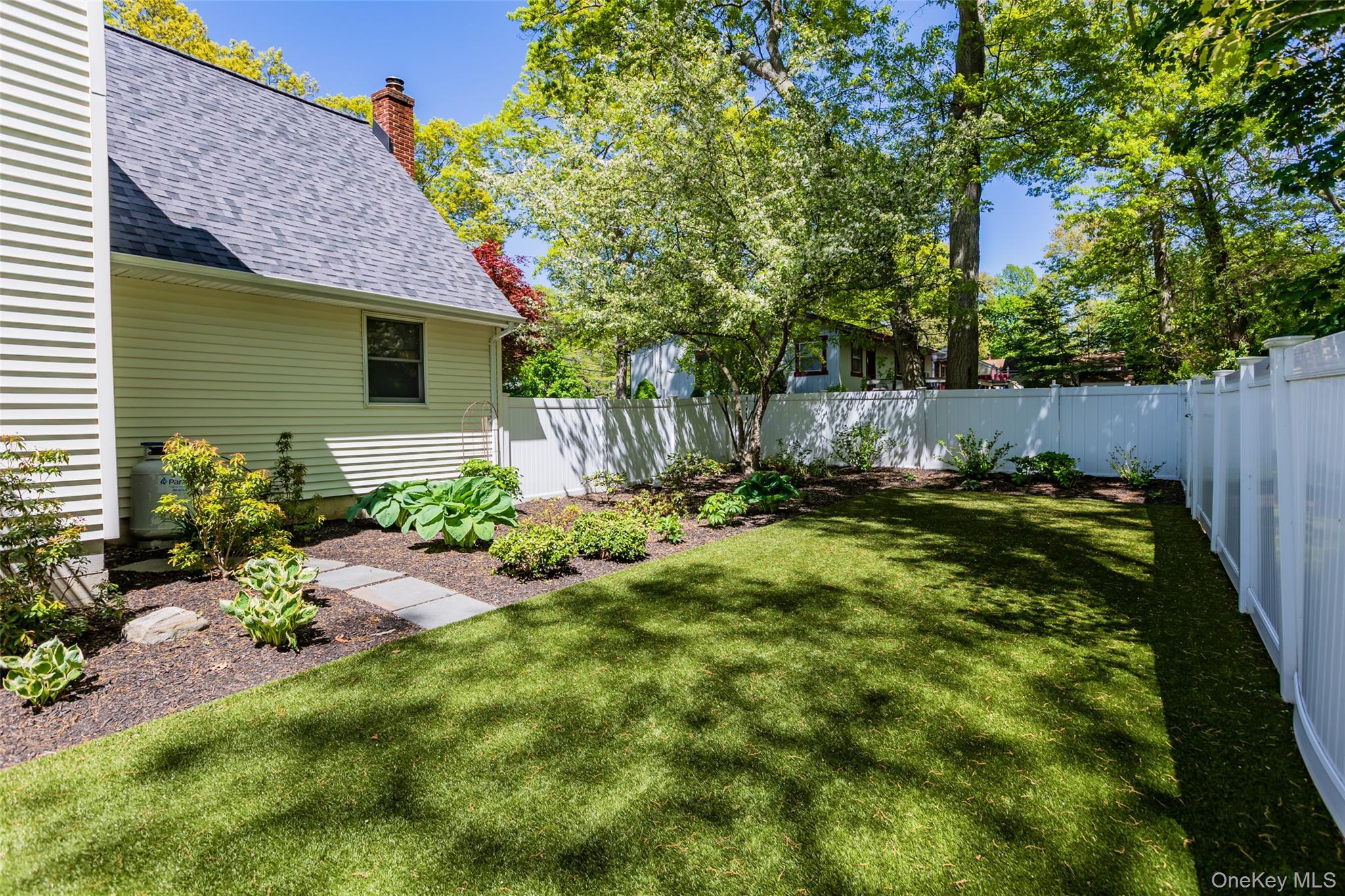 Single Family Loretta Court  Suffolk County, NY 11727, MLS-998168-25