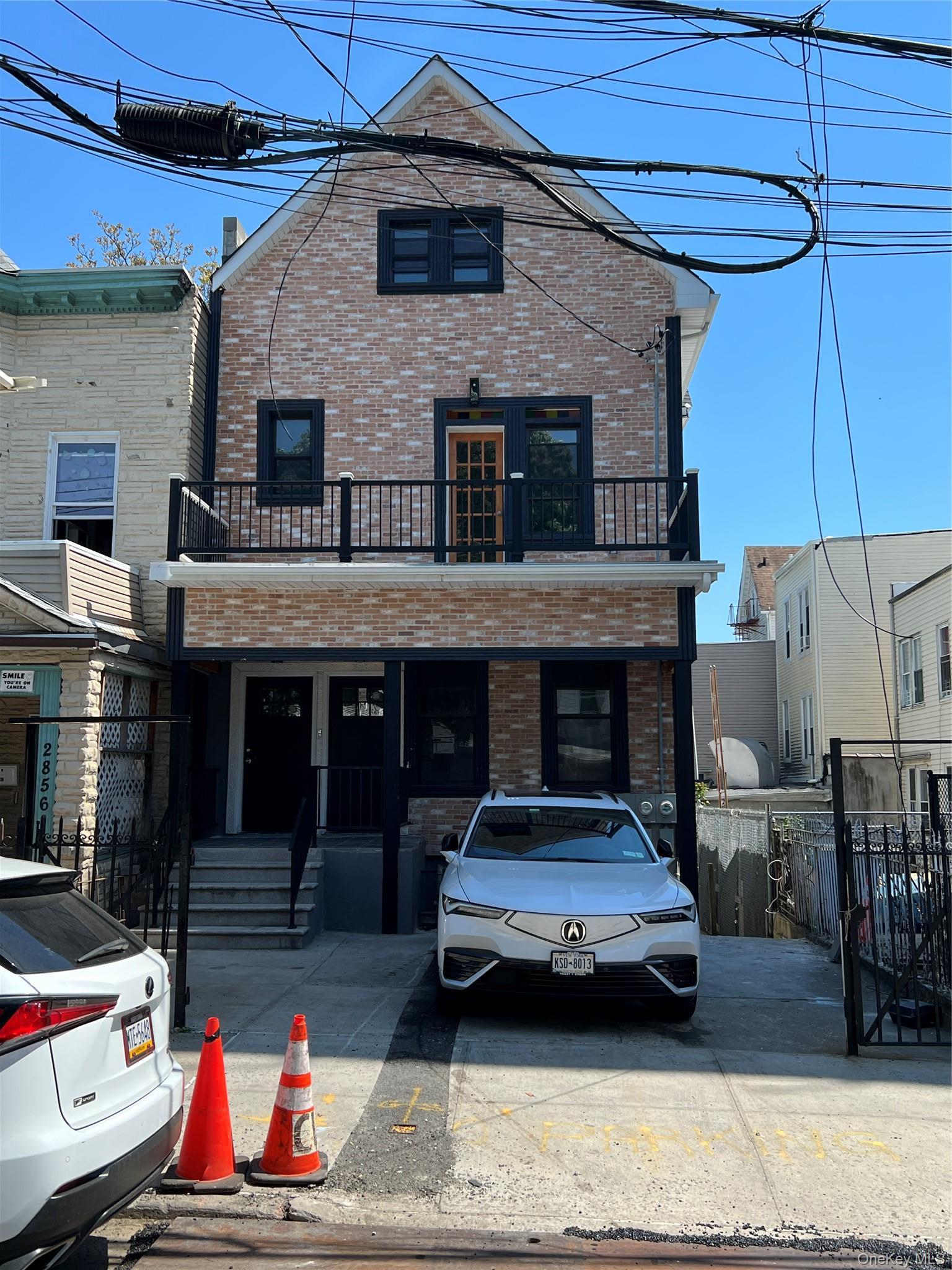 Single Family Briggs  Bronx, NY 10458, MLS-998185-11