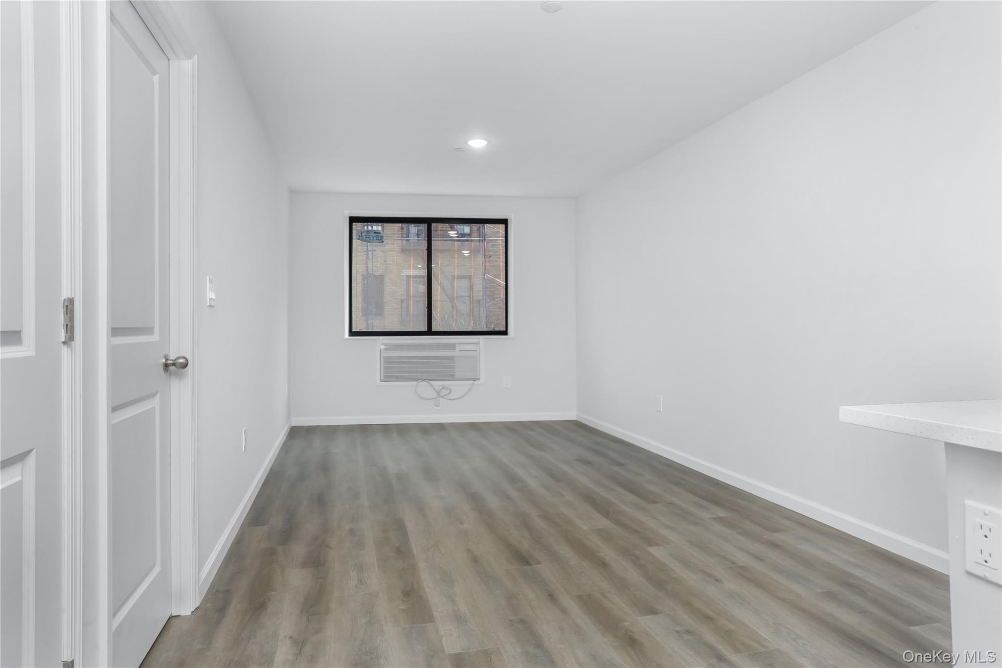 Commercial Sale Anderson Bronx, NY 10452, MLS-998216-23