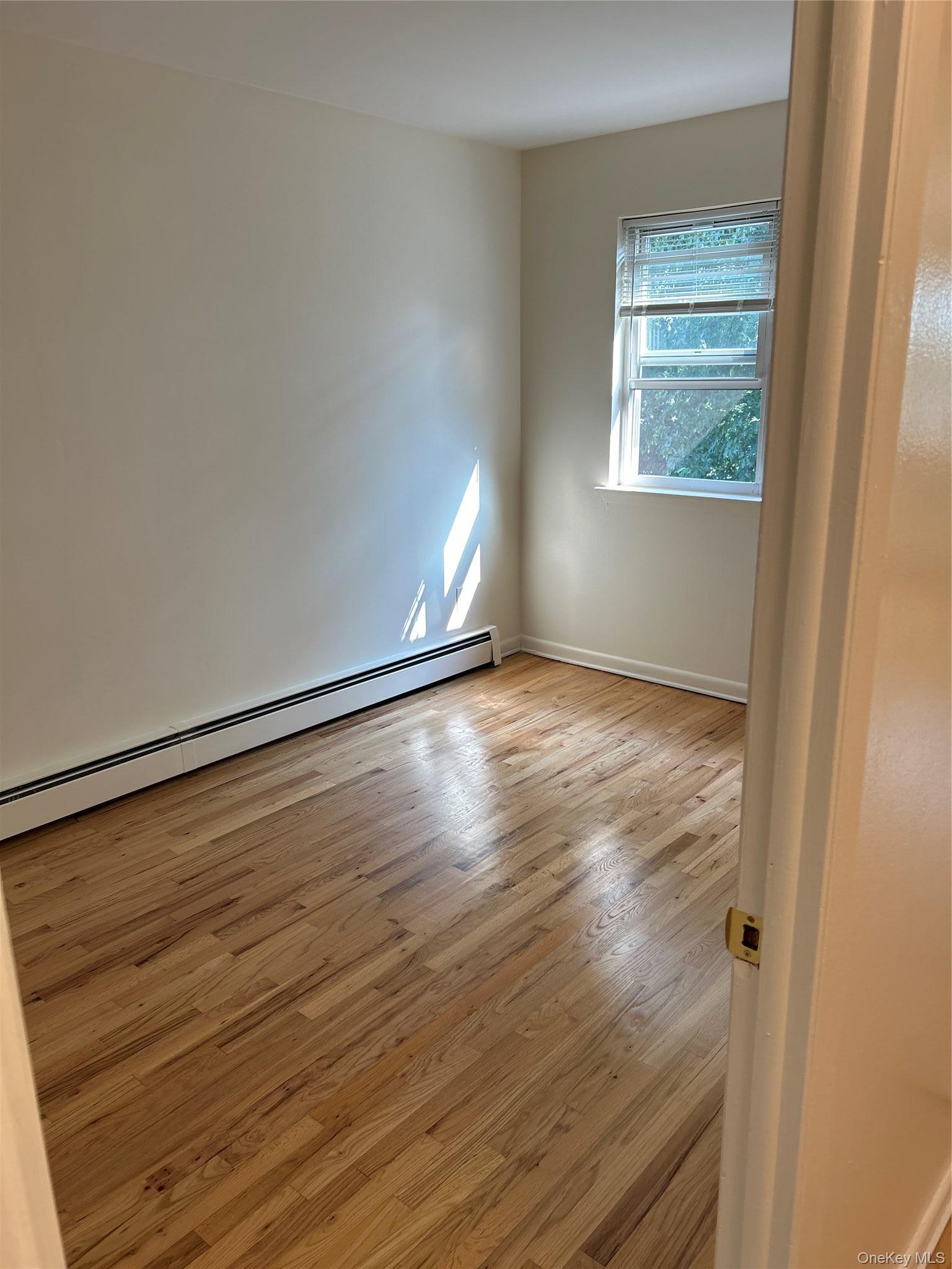 Single Family 211th  Bronx, NY 10469, MLS-998222-13