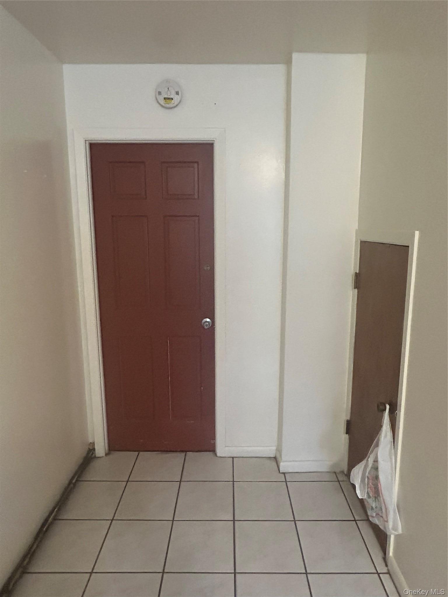 Single Family 211th  Bronx, NY 10469, MLS-998222-8