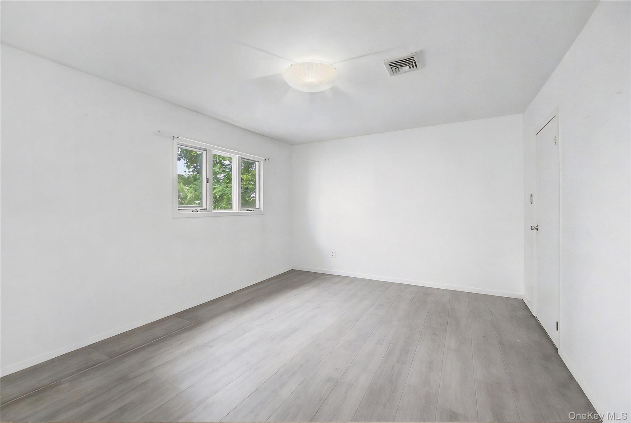 Single Family 256th Street Queens, NY 11362, MLS-998244-9